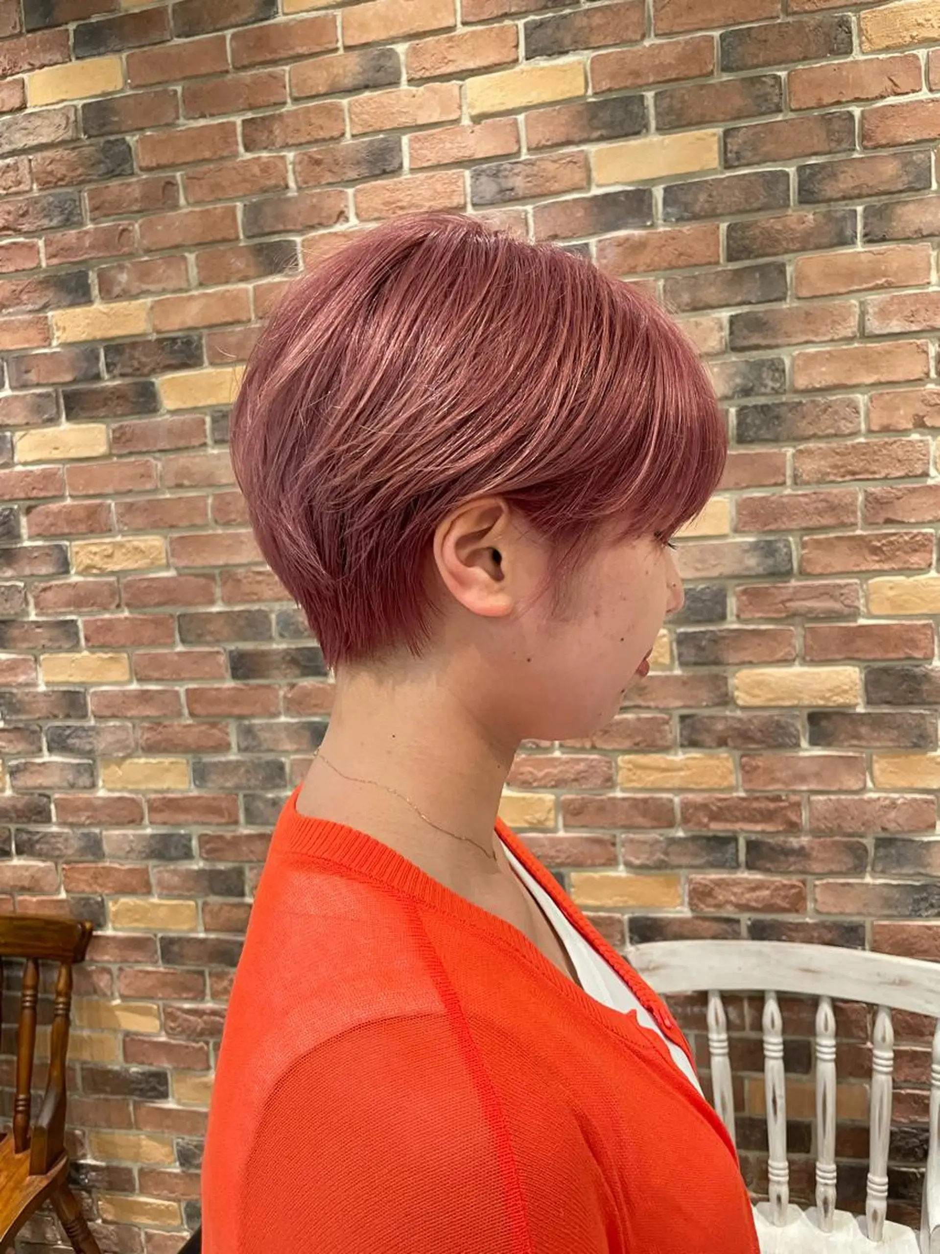 ショート カラー ピンクカラー アイジマヒロ vagueのヘアスタイル