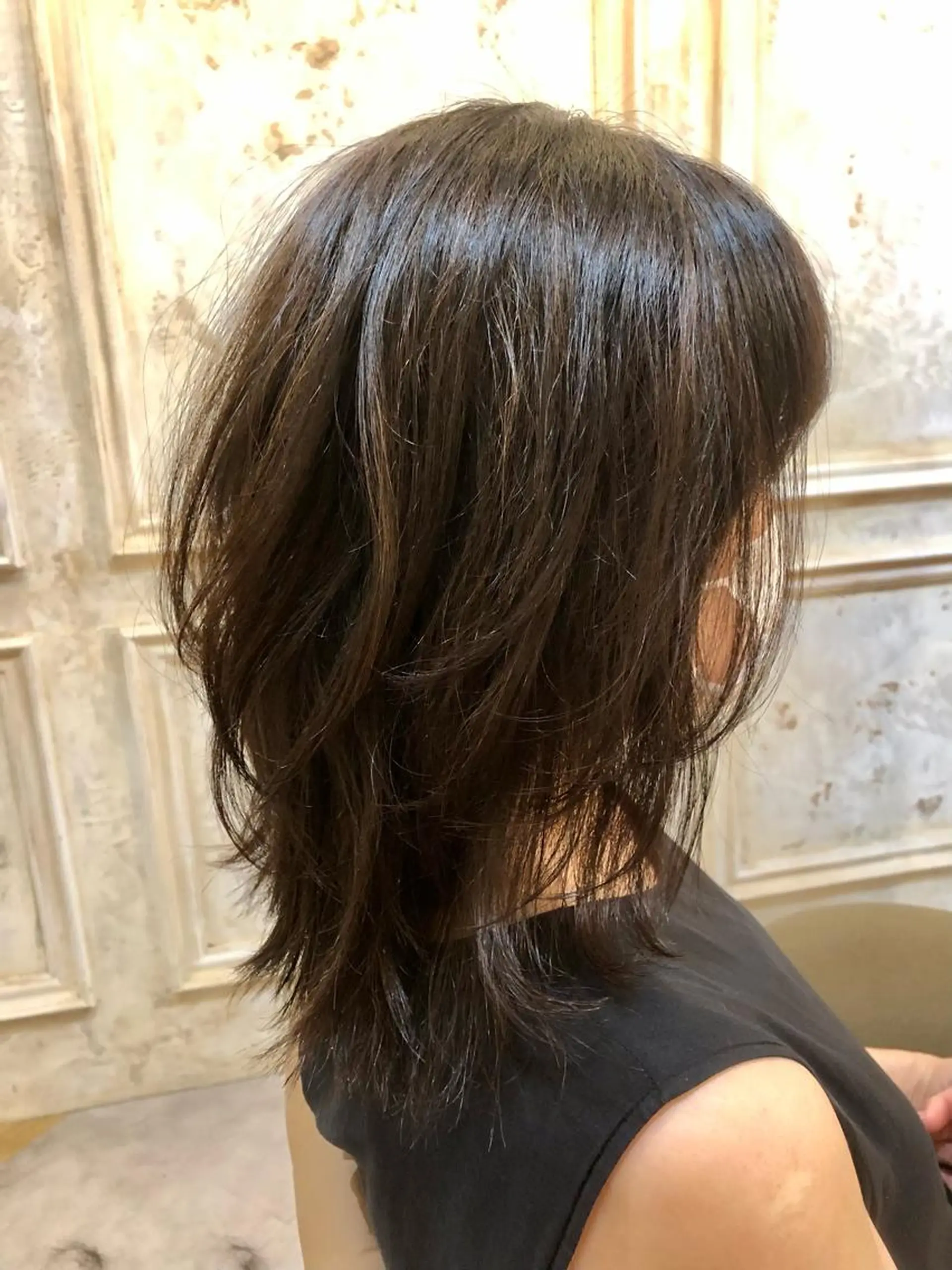 ミディアム カラー レイヤーカット Carina所属・セン北徒歩５分 キシタクのヘアスタイル