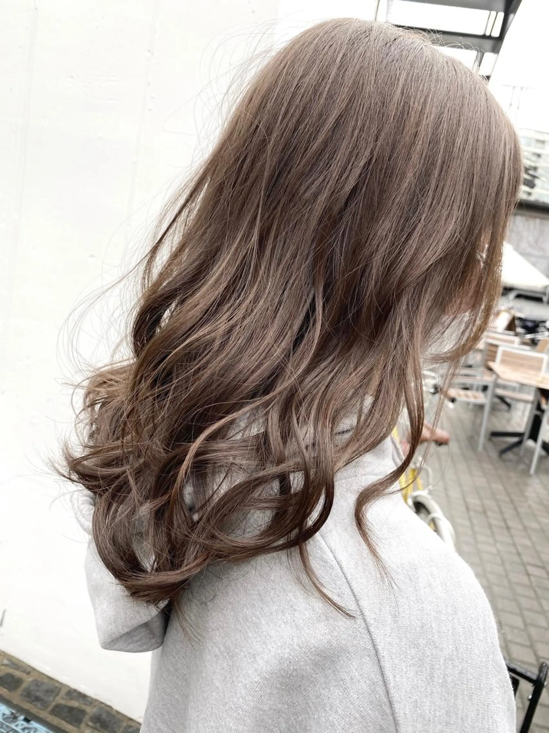 セミロング 佐藤史哉* 韓国レイヤー赤み除去のヘアスタイル