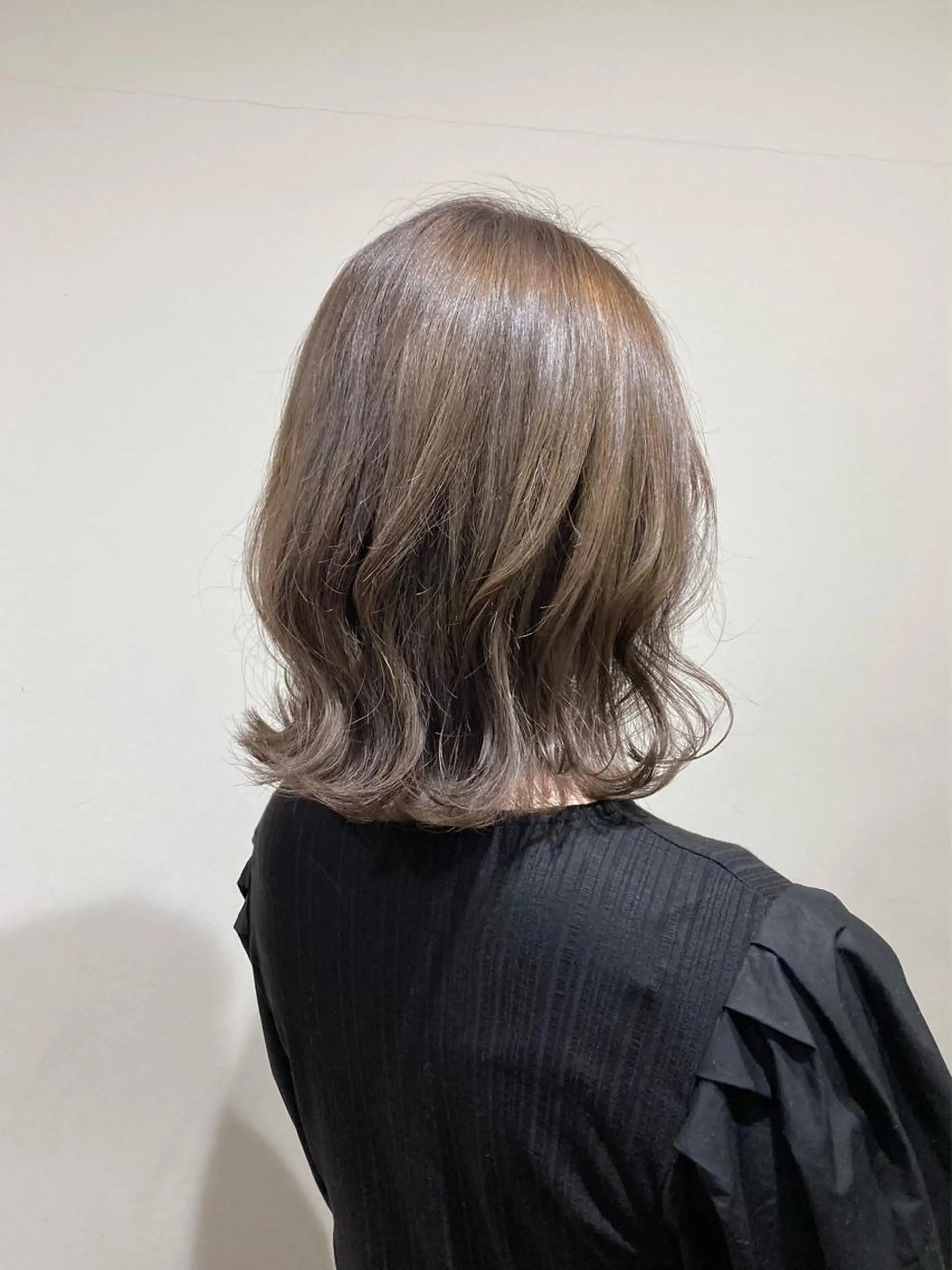 ミディアム ヘアカラー トリートメント 梅山 美侑のヘアスタイル