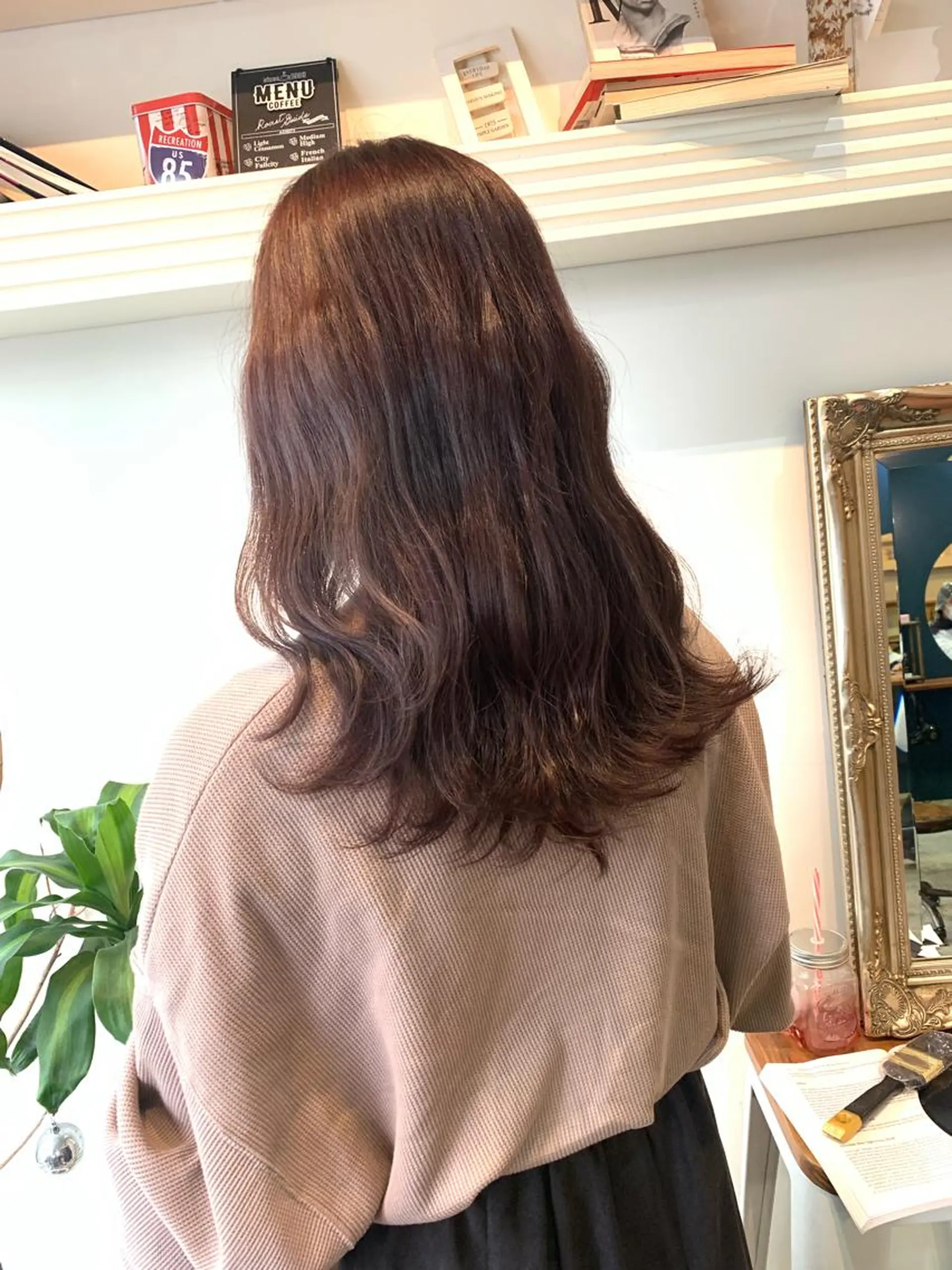 セミロング ヘアカラー トリートメント ヘッドスパ ヘアセット 山口 竣也のヘアスタイル