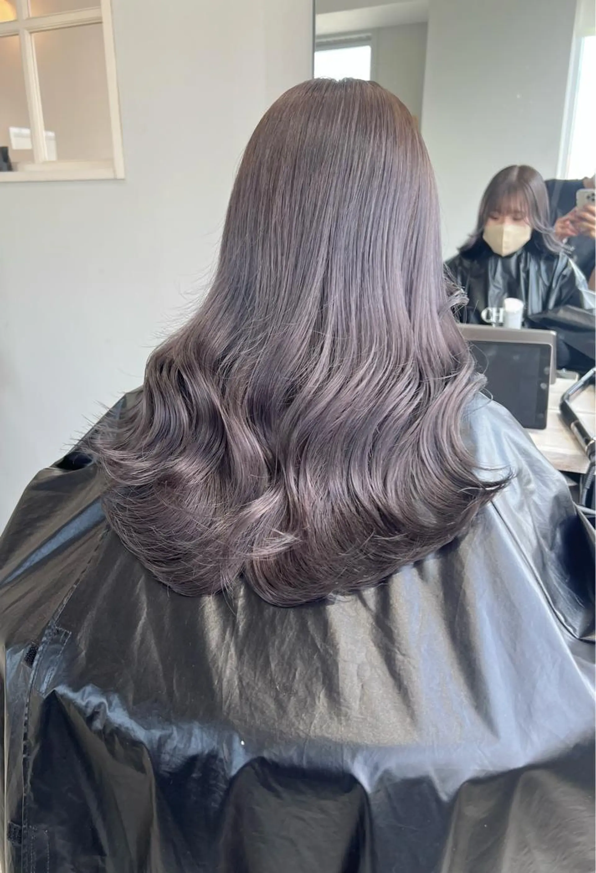 カラー グレージュ ラベンダーカラー ラベンダーグレージュ ラベンダーグレー 菊地 万佐久のヘアスタイル