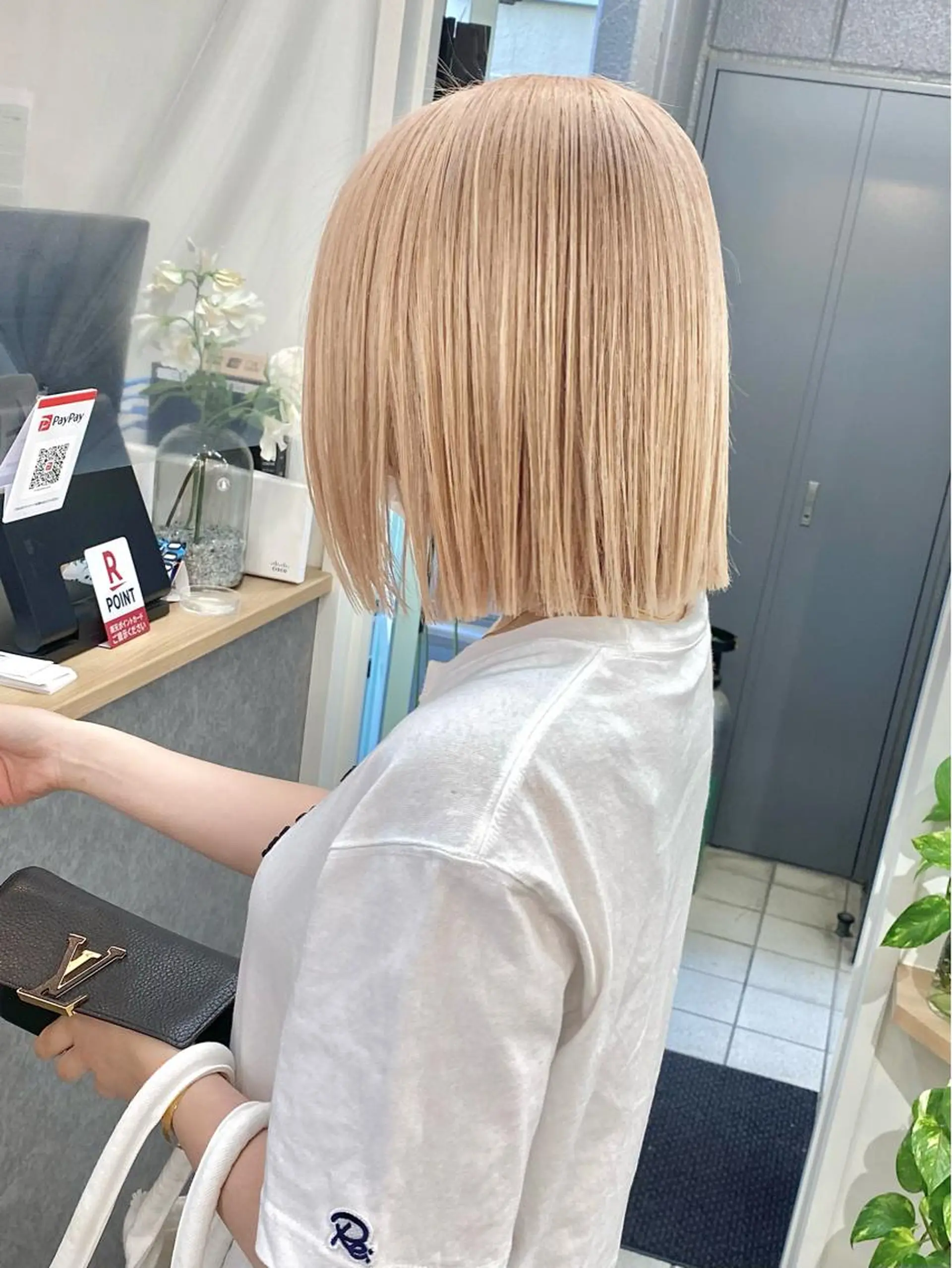 ミディアム カラー ブロンド ホワイトブロンド ヘアカラー トリートメント ヘアセット 💘カラー特化美容師 尾崎拓己のヘアスタイル