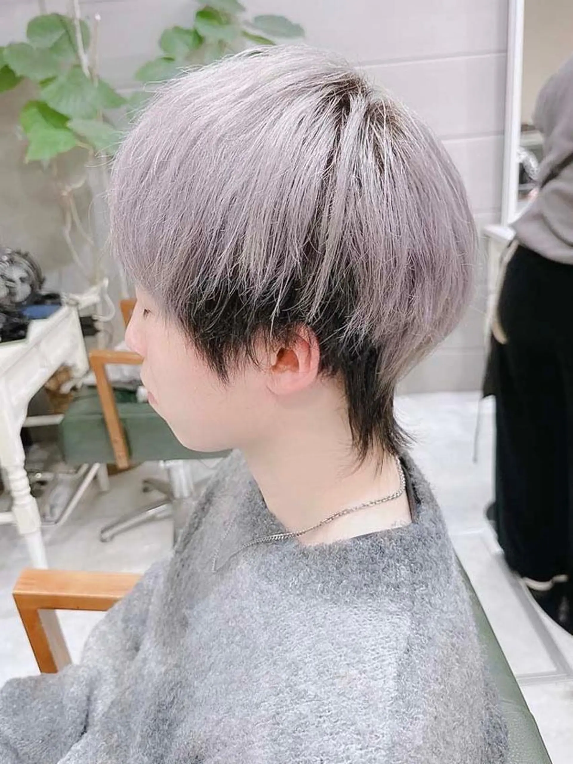 ショート カラー ヘアアレンジ メンズ メンズブリーチ メンズ韓国風 韓国マッシュ マッシュ ツーブロック 𝐑𝐈𝐍𝐊𝐀 🐷🖤のヘアスタイル