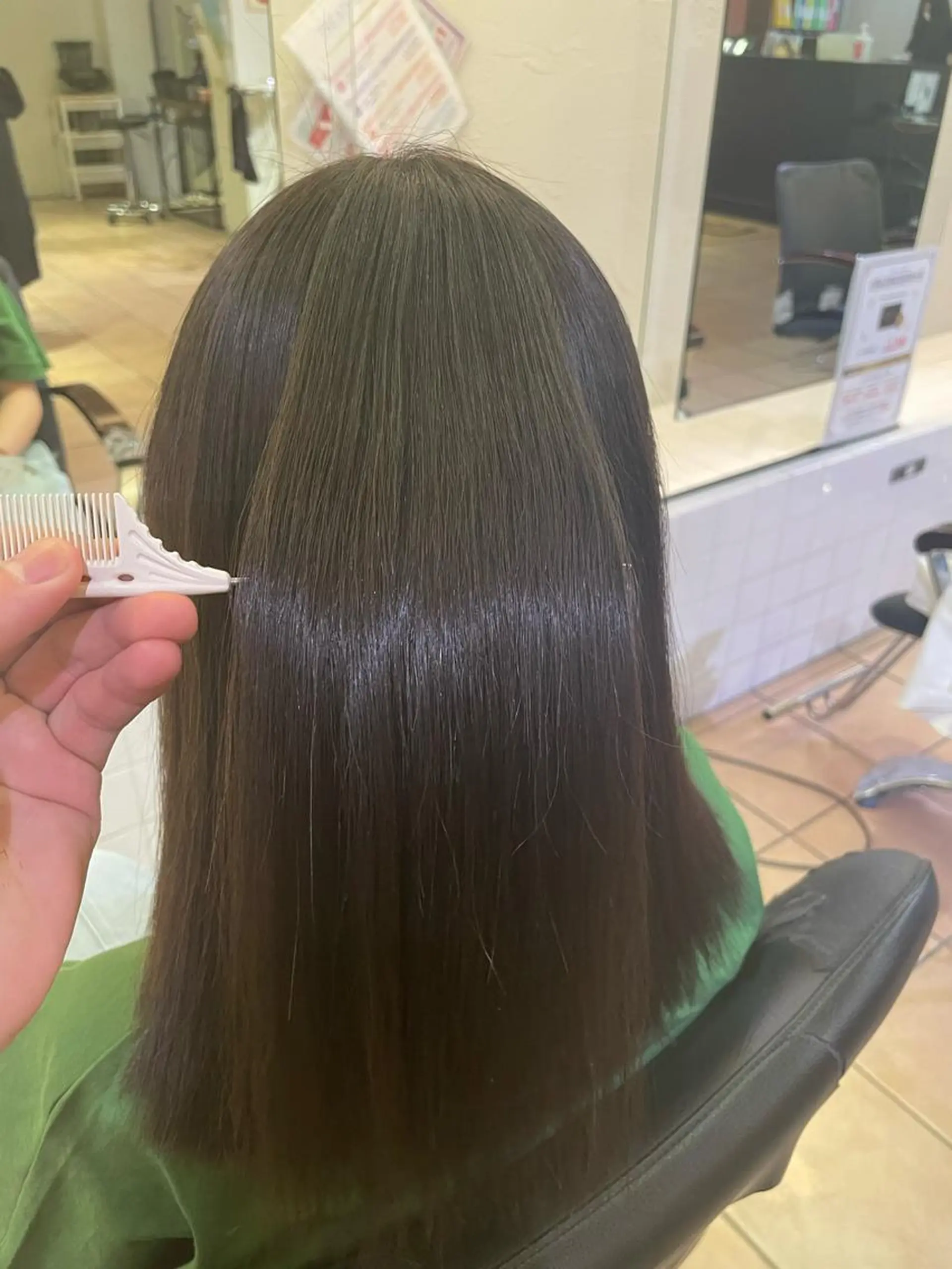 ミディアム 縮毛矯正 宮里 雄大のヘアスタイル