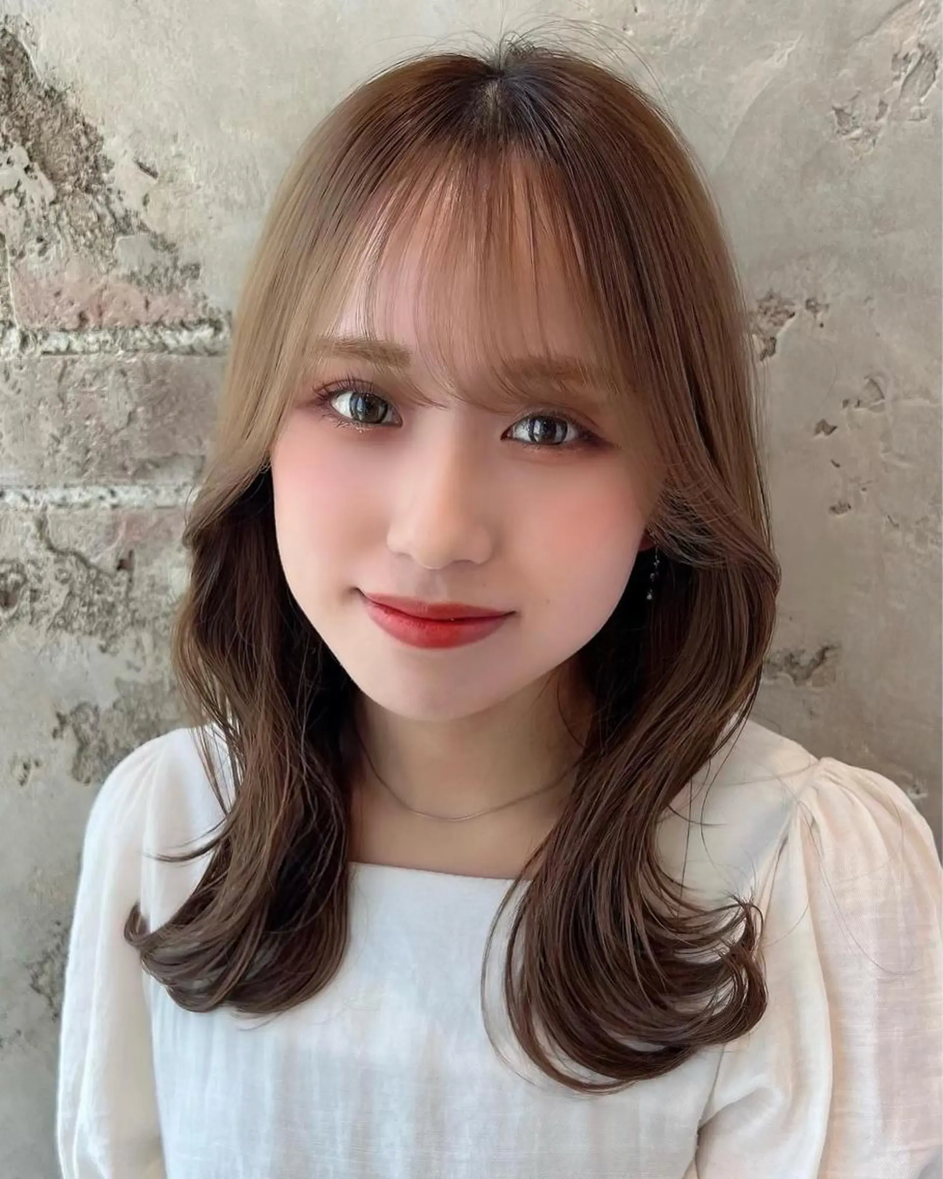 セミロング カラー ベージュカラー ブラウンカラー くびれヘア 髪質改善 縮毛矯正 カット ヘアカラー トリートメント 🧡くびれヘア/前髪 顔周り🧡久原結衣のヘアスタイル
