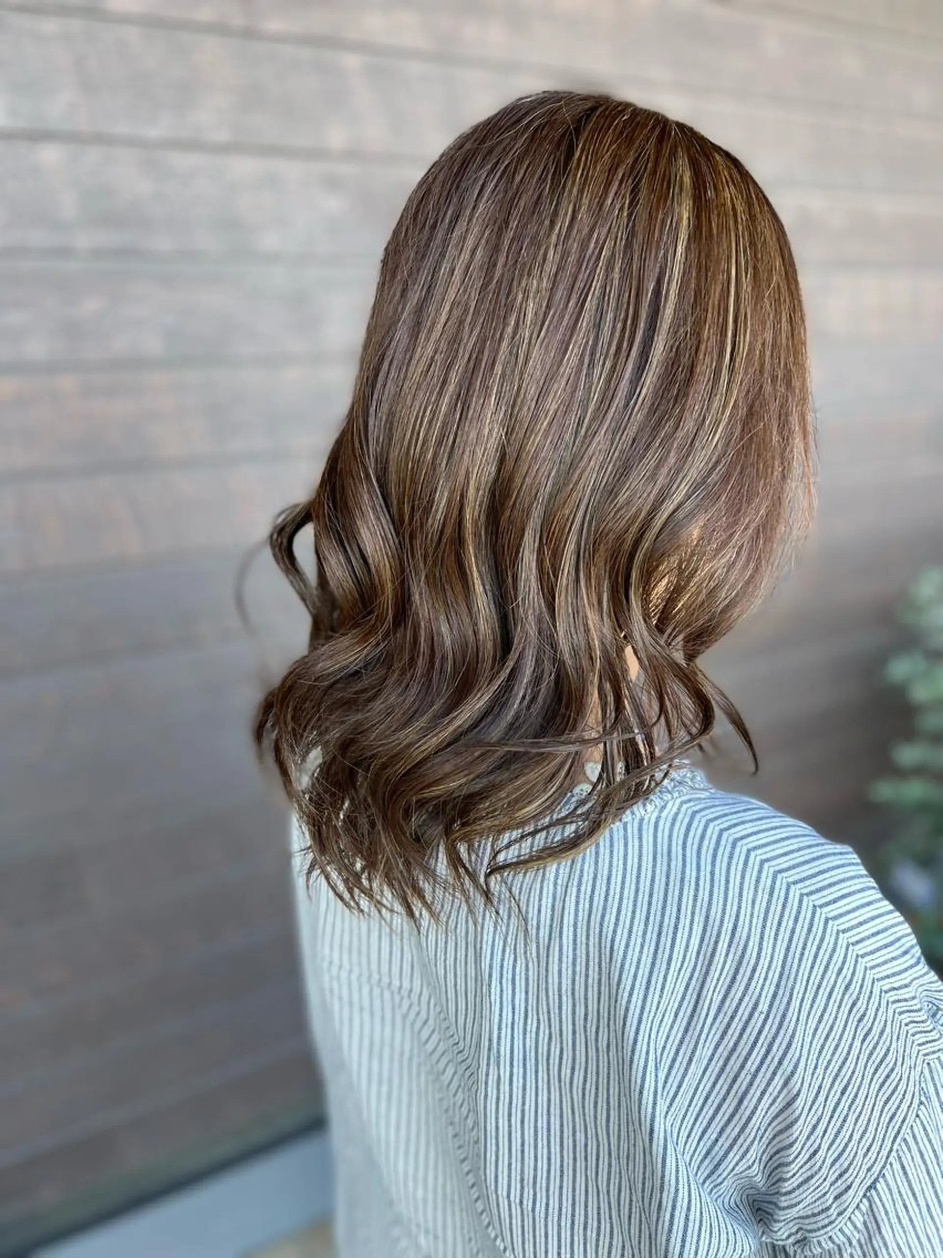 セミロング カラー ハイライトカラー ハイライト カット ヘアカラー トリートメント オーガニック/白髪 ぼかし/斎藤相慶のヘアスタイル