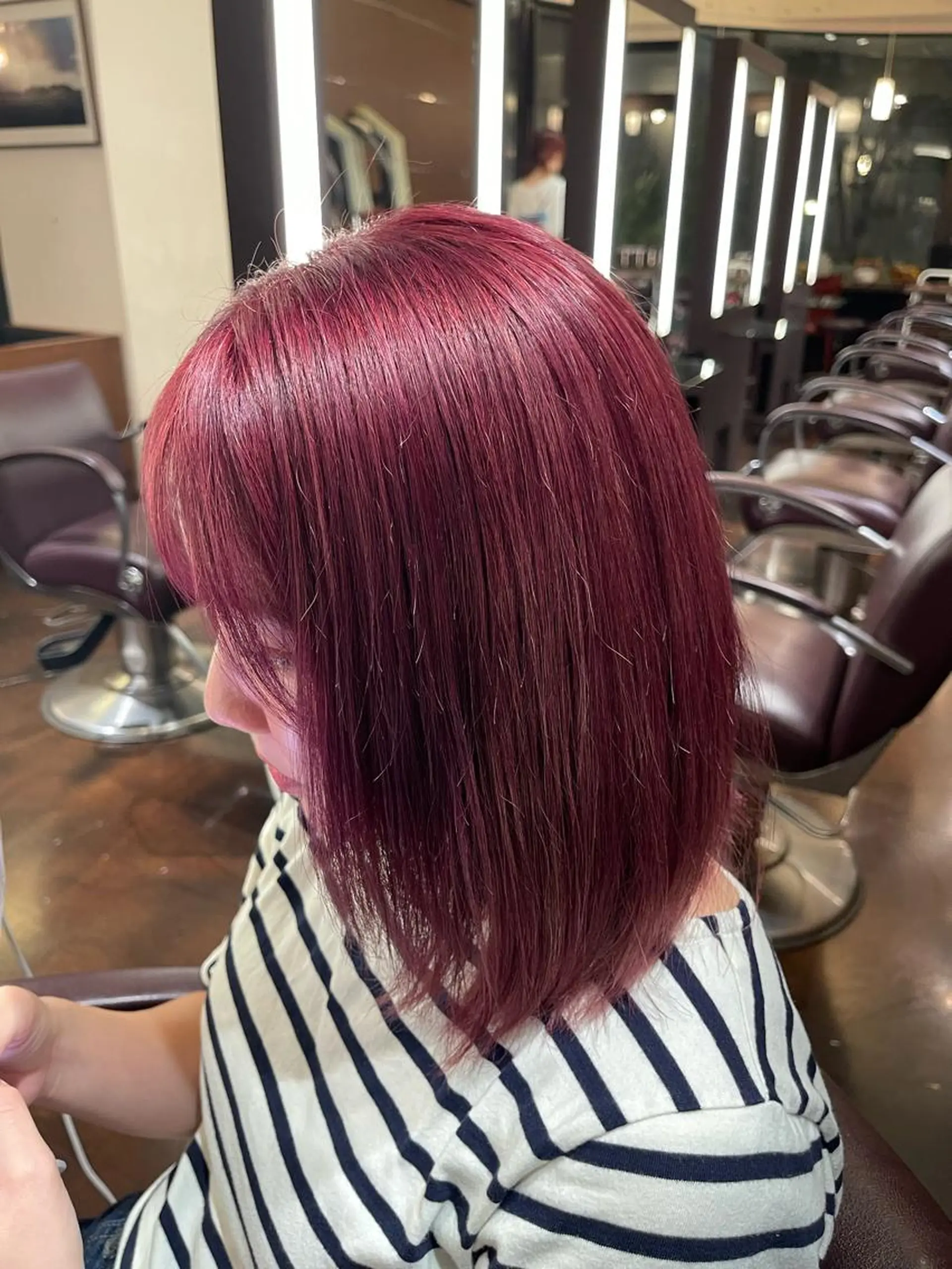 ミディアム カラー 吉田 優里のヘアスタイル