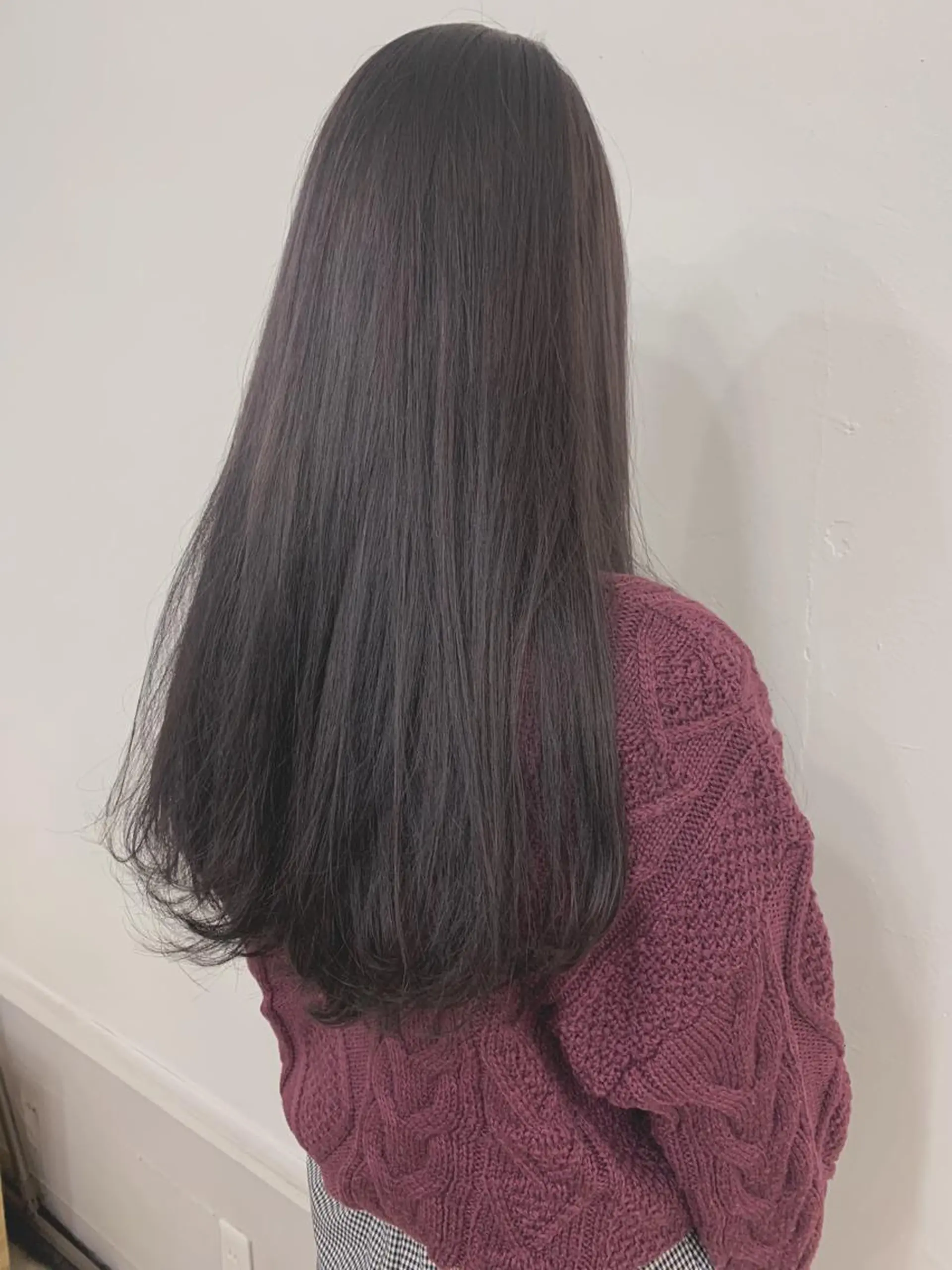 ロング カラー グレージュ ラベンダーカラー ラベンダーグレージュ ラベンダーグレー トリートメント chama レイヤーカットのヘアスタイル
