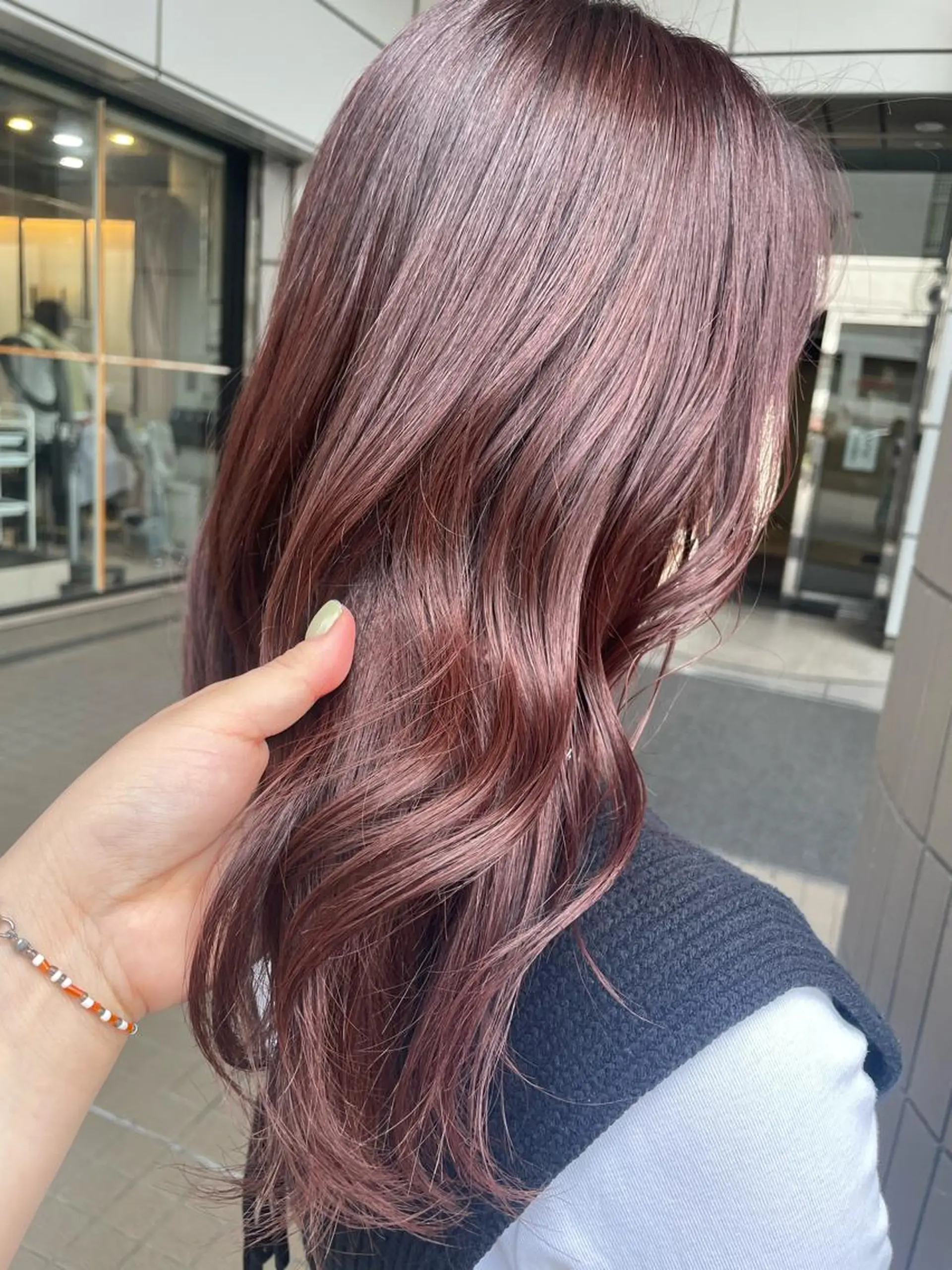 ロング カラー ピンクカラー バイオレットカラー カット ヘアカラー トリートメント Modek's ASUKAのヘアスタイル
