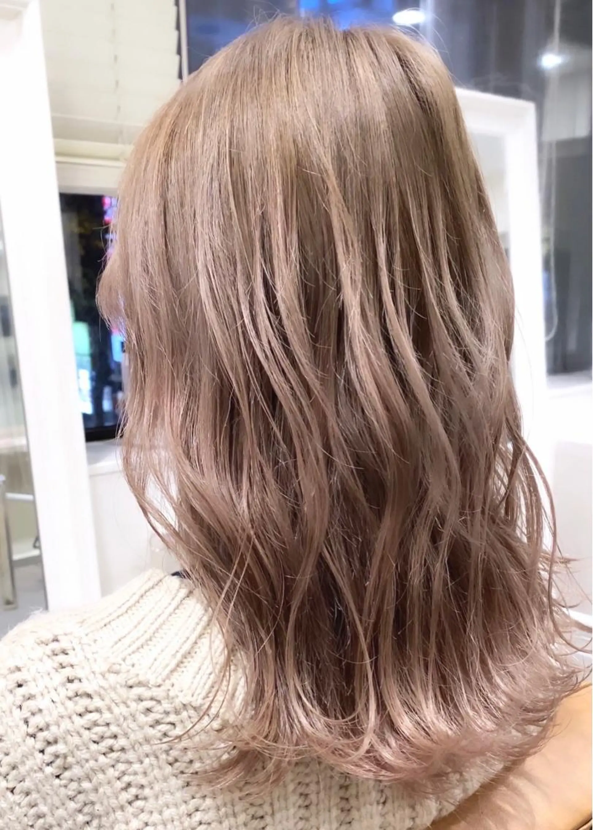 セミロング カラー ✨BASSA 【高田馬場】✨のヘアスタイル