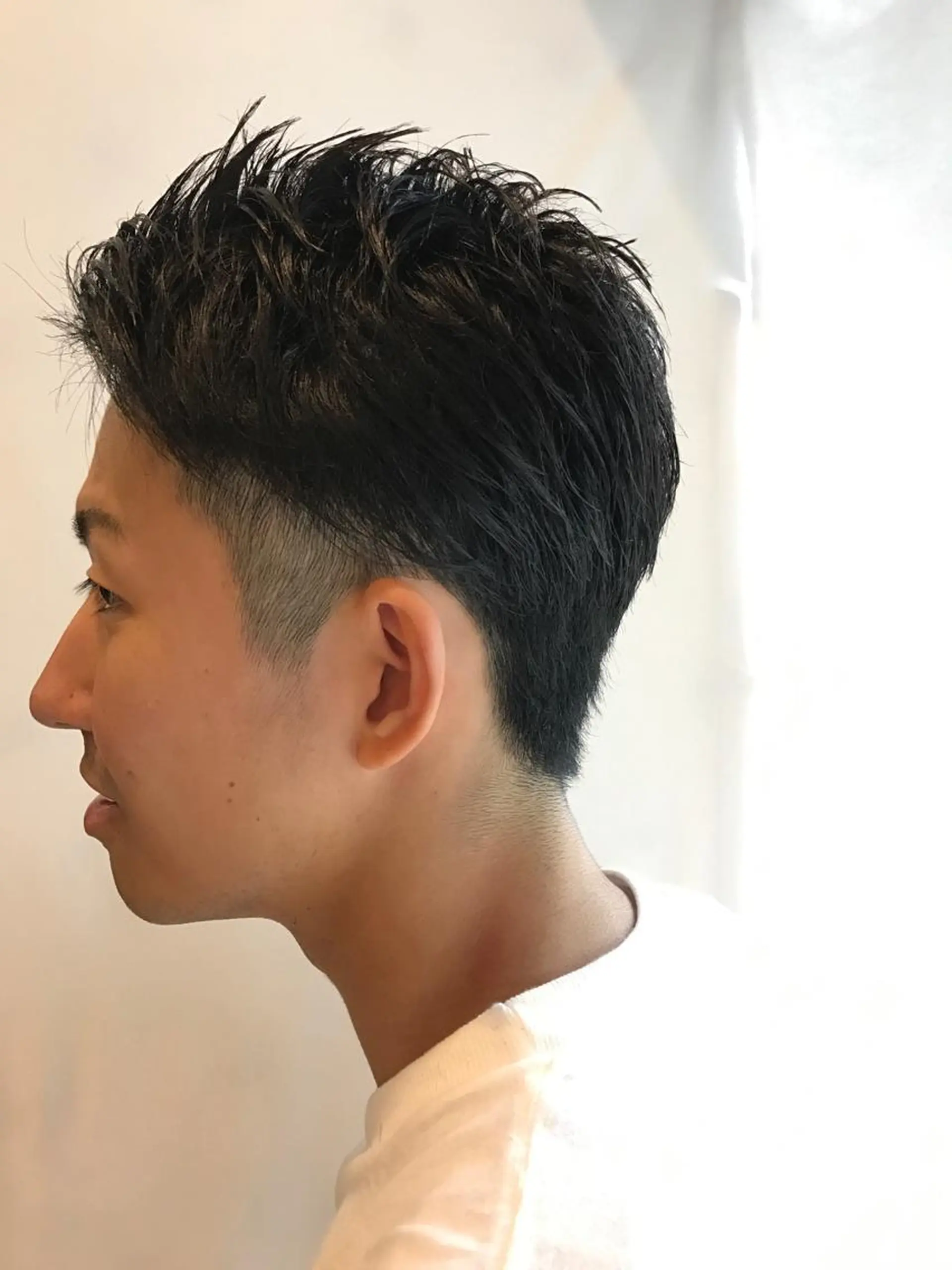 ショート 髪質改善ayame 横山諒のヘアスタイル