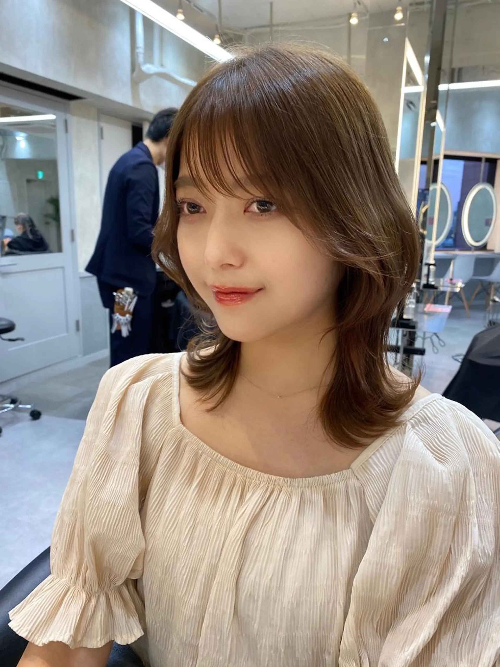ミディアム カラー くびれヘア カット パーマ トリートメント レイヤーと顔まわり 大好き❣️関口拓馬のヘアスタイル