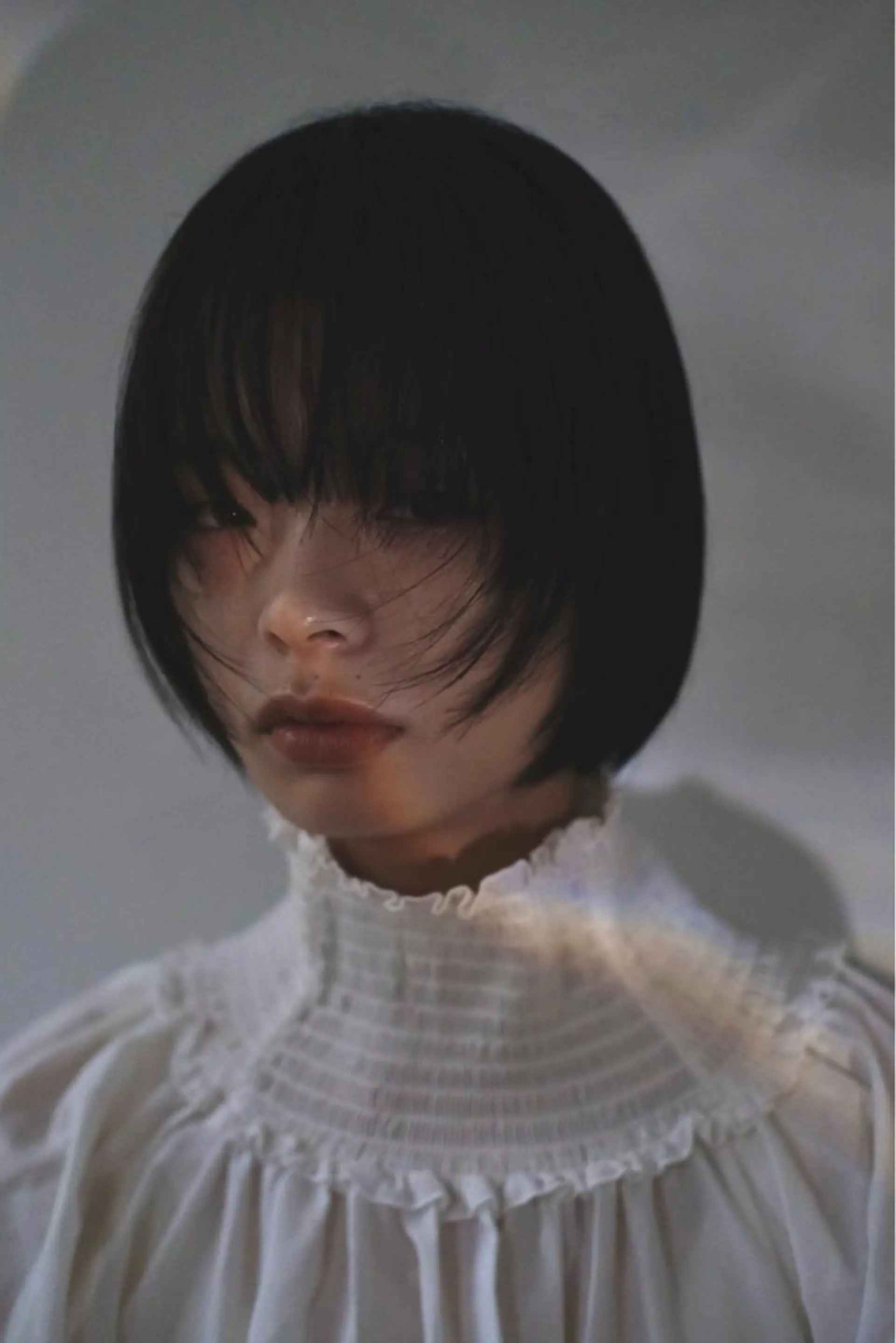 ショート レイヤーカット/栄/ 顔周り/キトウモエノのヘアスタイル