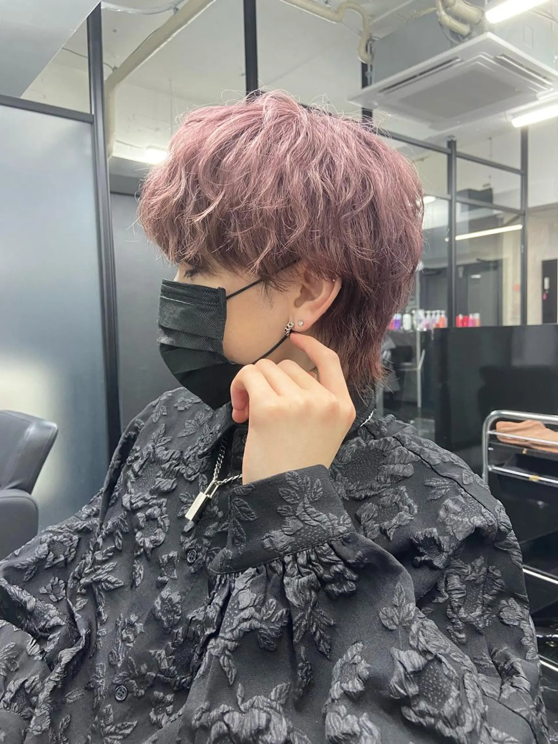 ミディアム カラー メンズ メンズハイトーン ハイトーンカラー ヘアカラー トリートメント ミルボンAujua認定サロン Ria  OSAKA 梅田所属・メンズ、エクステ特化 Ryuのヘアスタイル