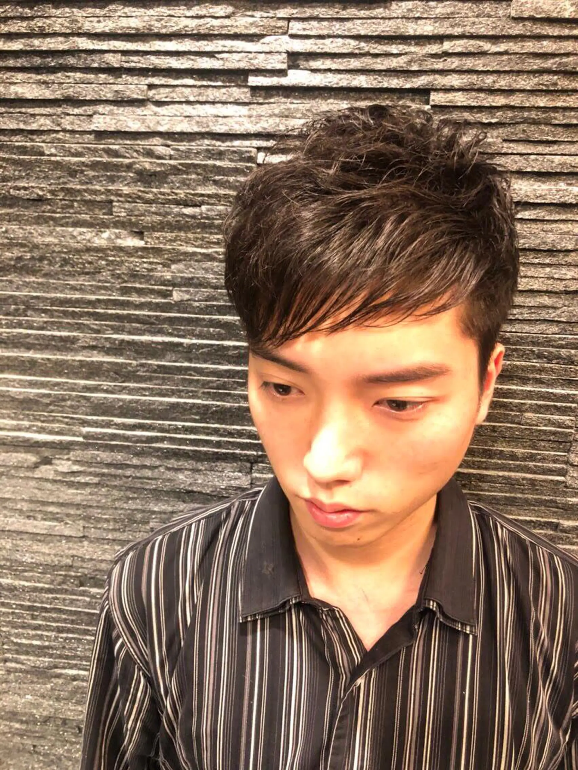 ショート 岡崎 海人のヘアスタイル