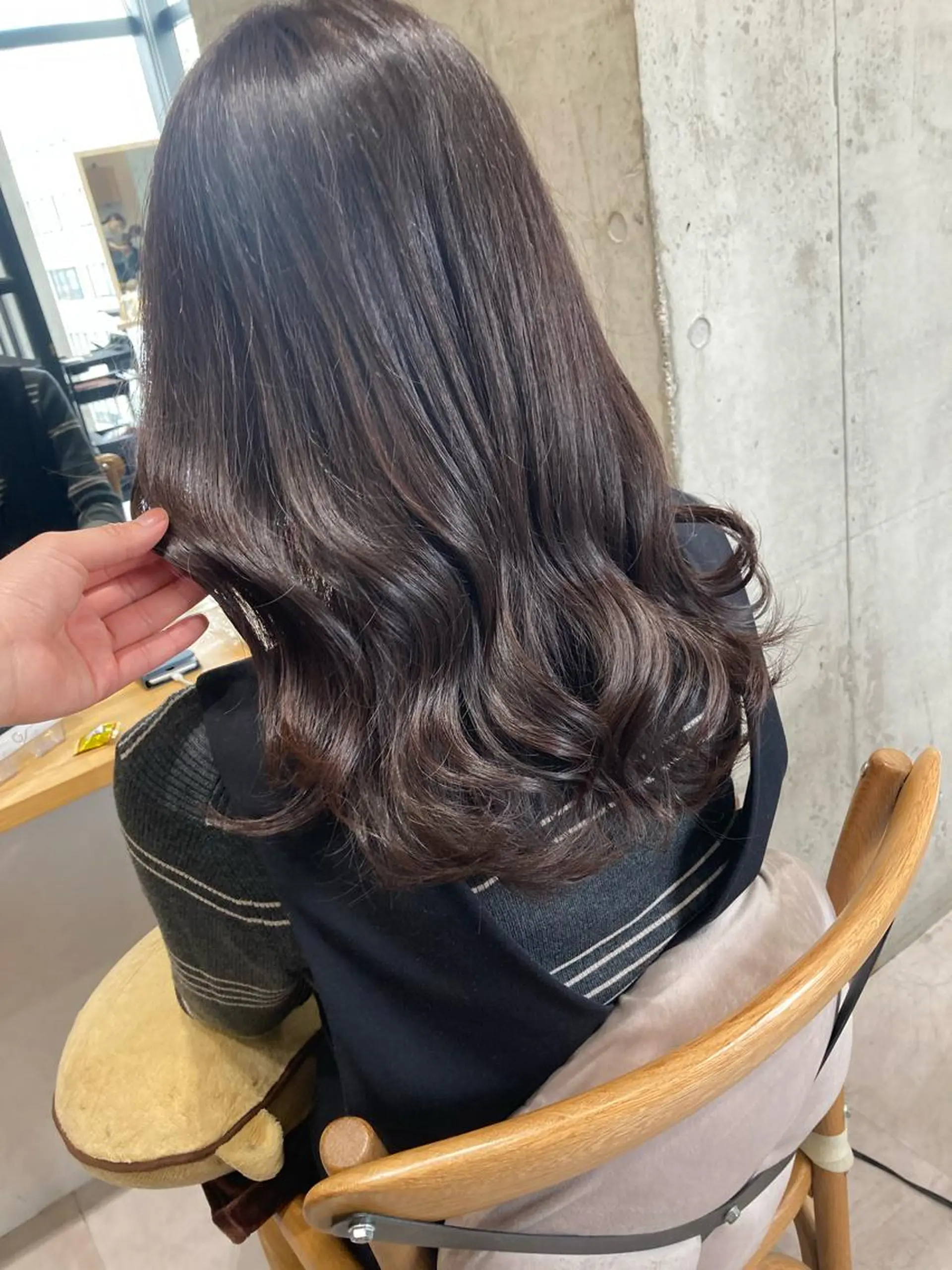 セミロング カット ヘアカラー トリートメント ✨色持ちの良い艶 カラー✨蟹江真世のヘアスタイル