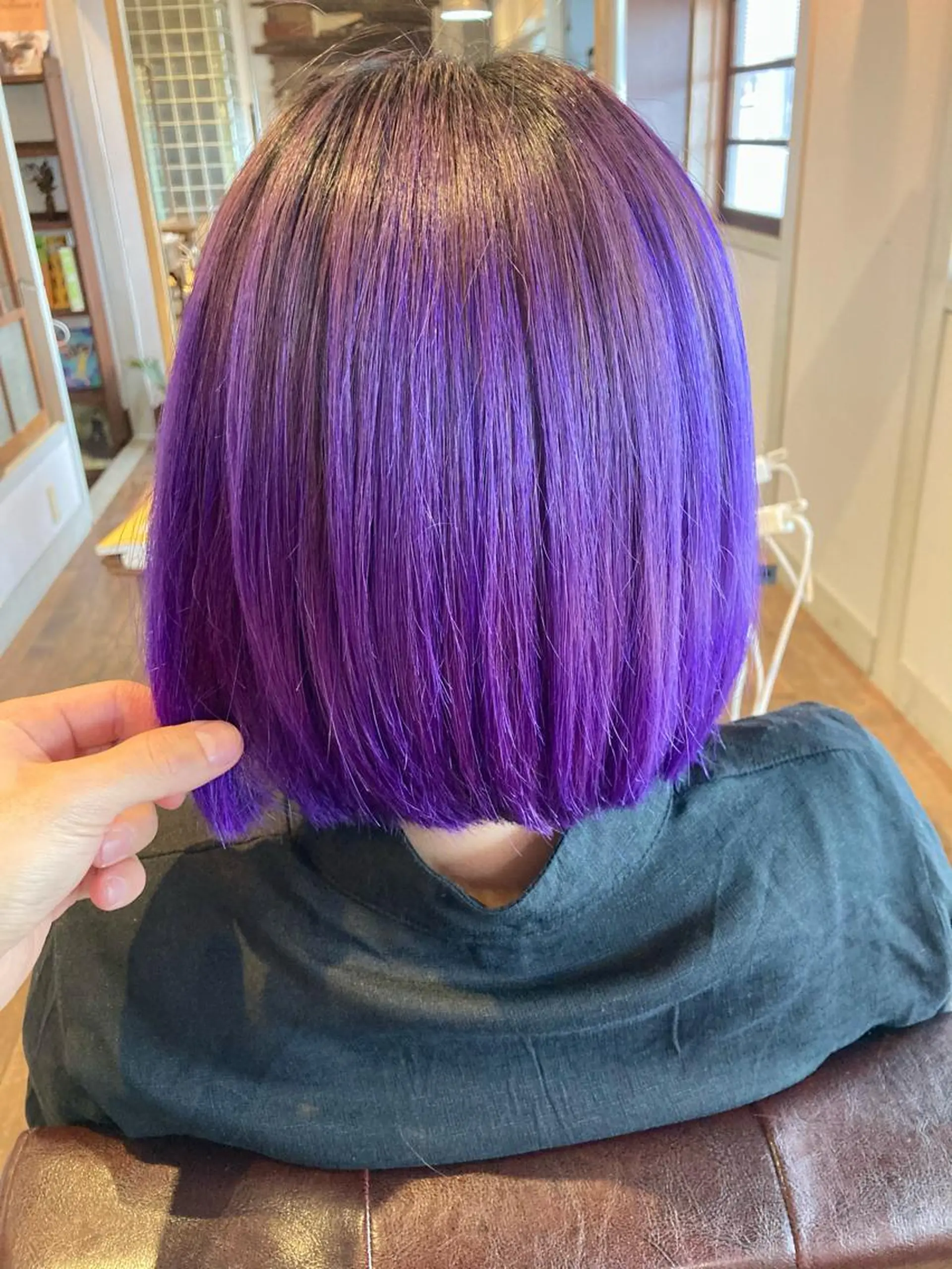 ショート パープルカラー ボブ タカツド ユウキのヘアスタイル