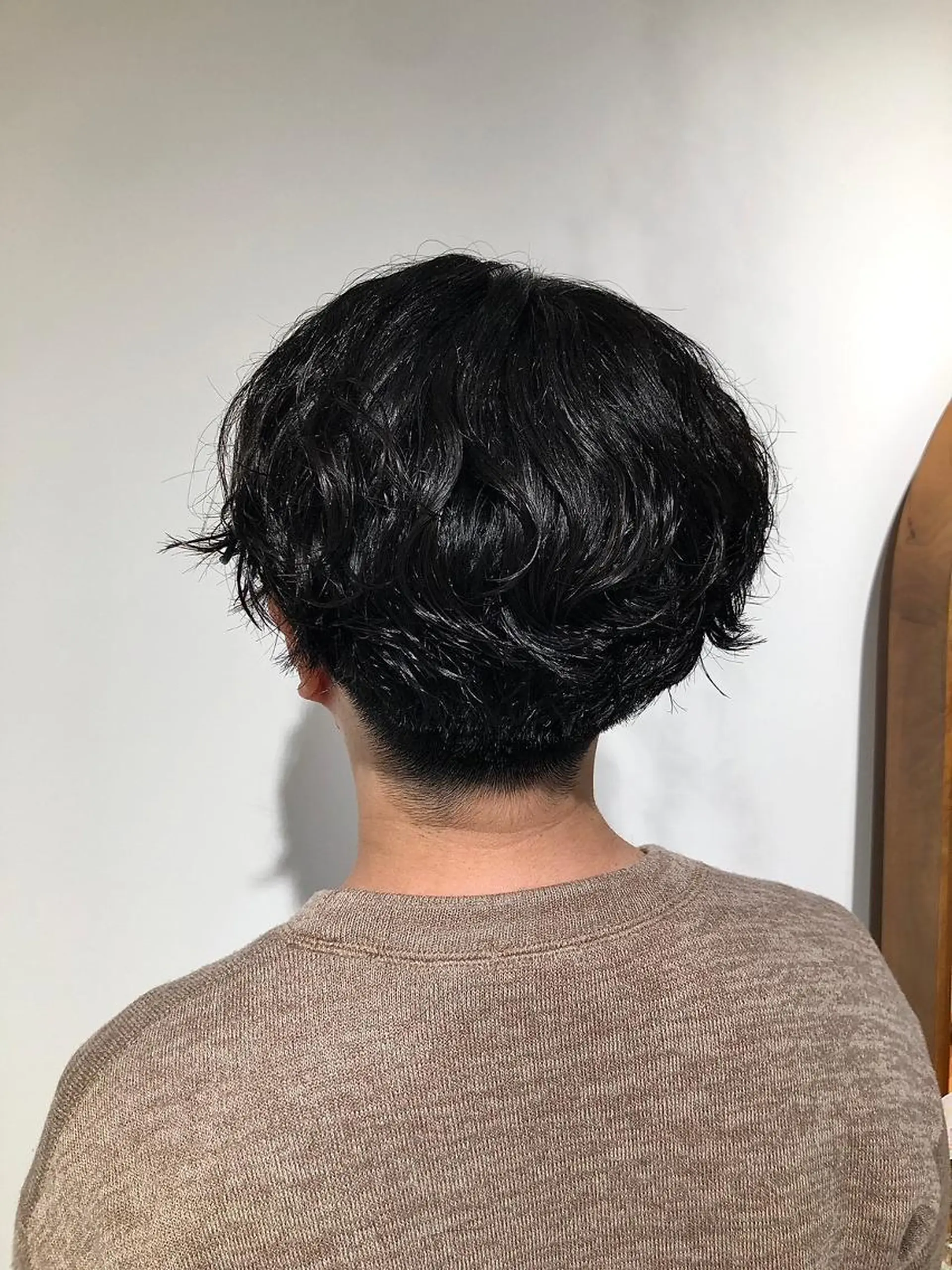 ショート メンズ パーマ アップバング ビジネス マッシュ メンズパーマ メンズツイストパーマ カット 高橋 英彦のヘアスタイル