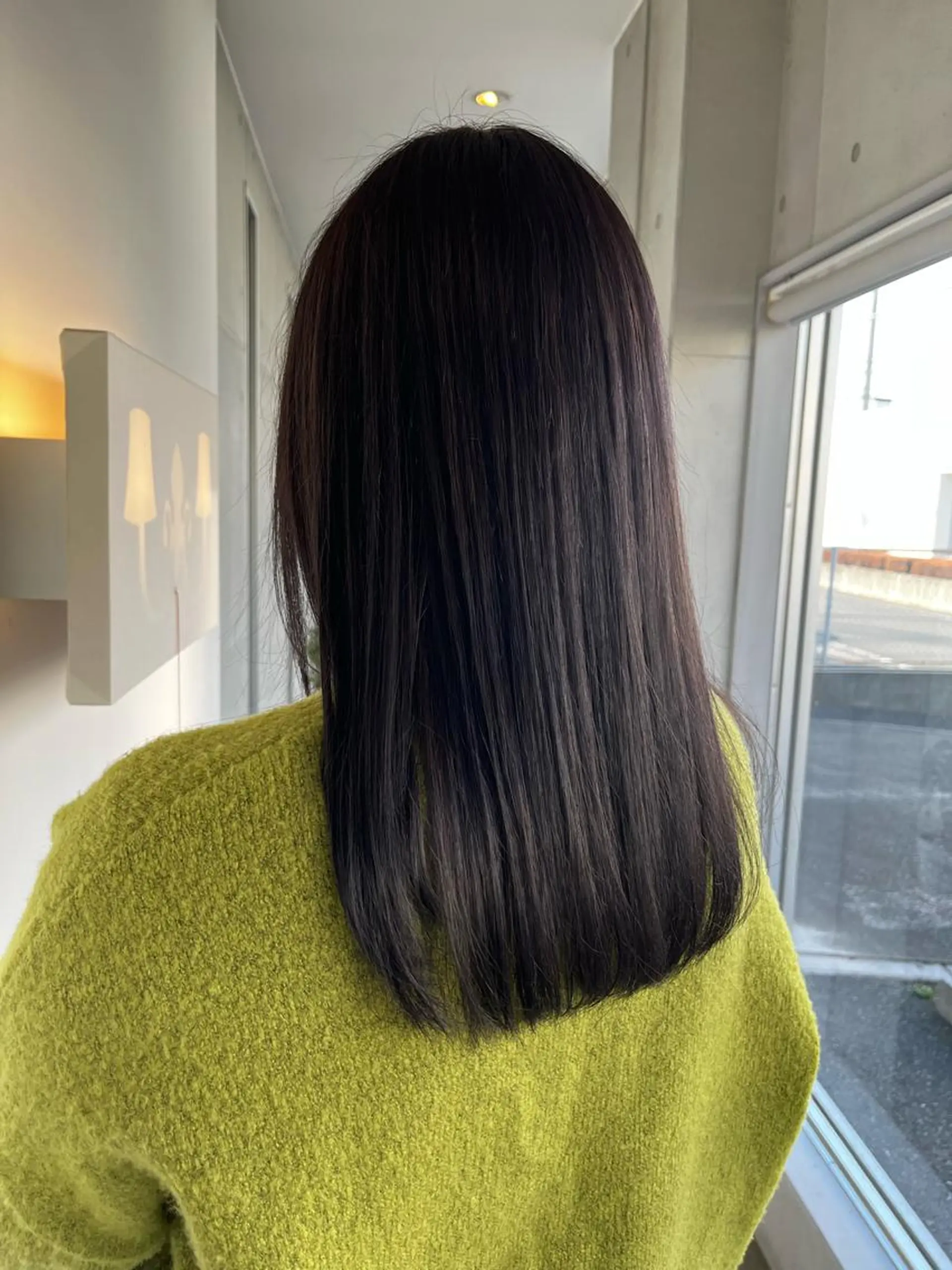 ミディアム カット 縮毛矯正 sharon所属・おせ ちさとのヘアスタイル