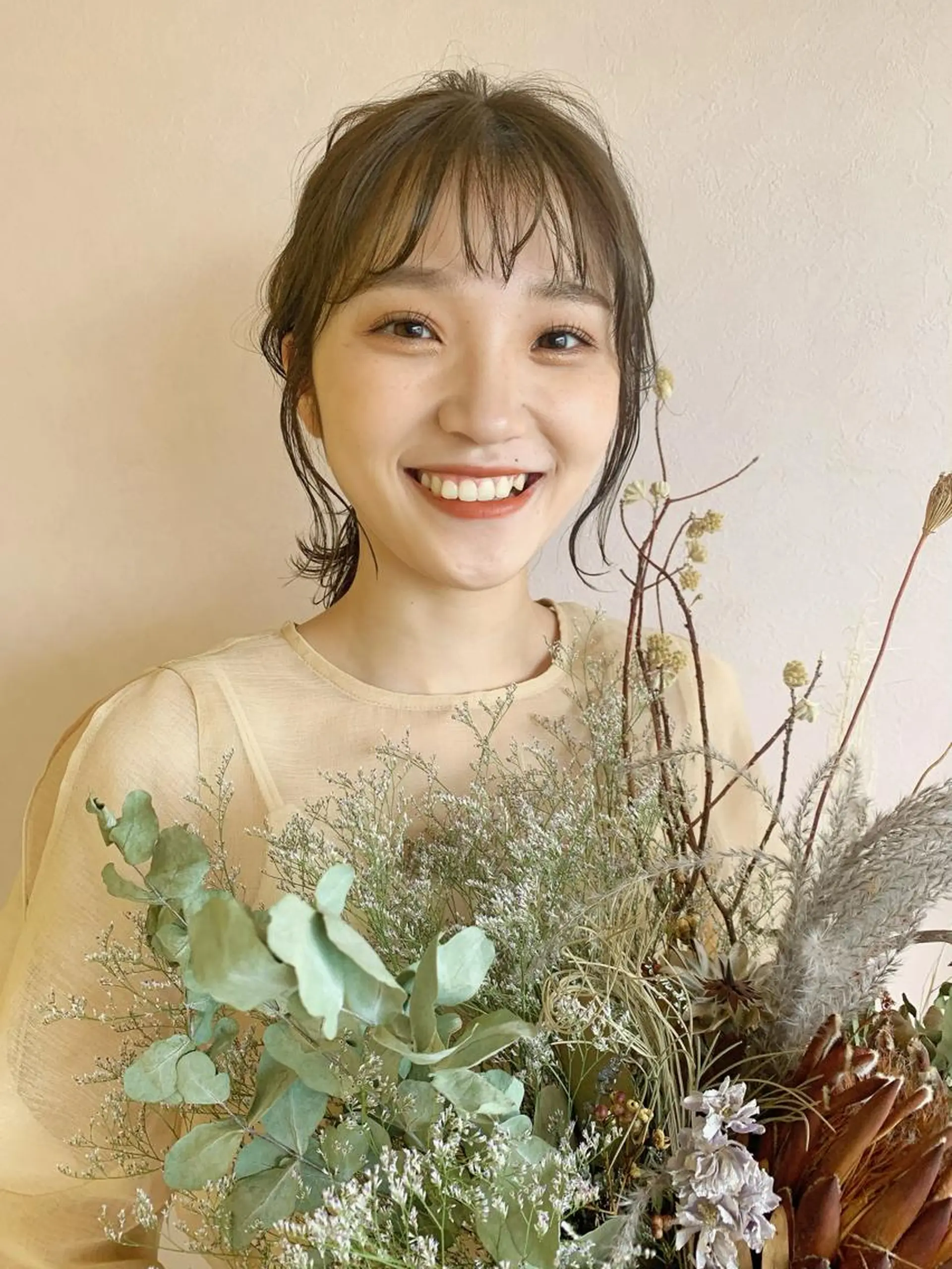 ミディアム カラー 吉原 由菜のヘアスタイル