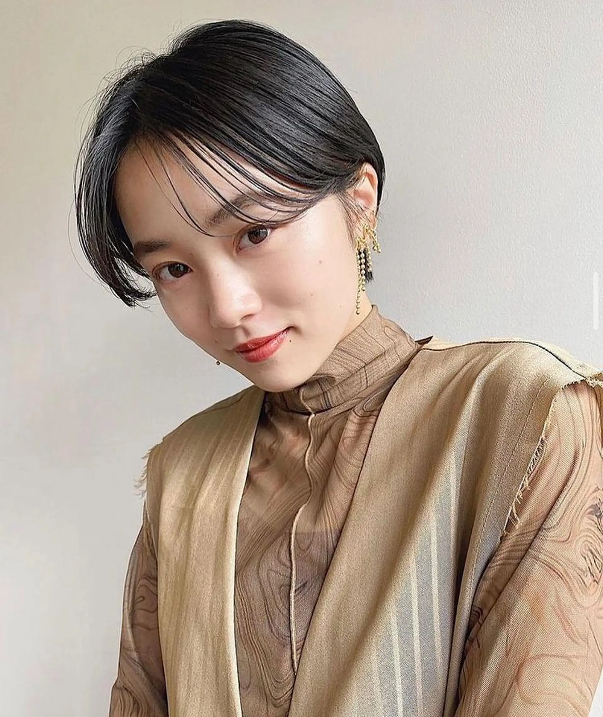 ショート カット 🫧艶ハイトーン ブリーチ🫧シモのヘアスタイル