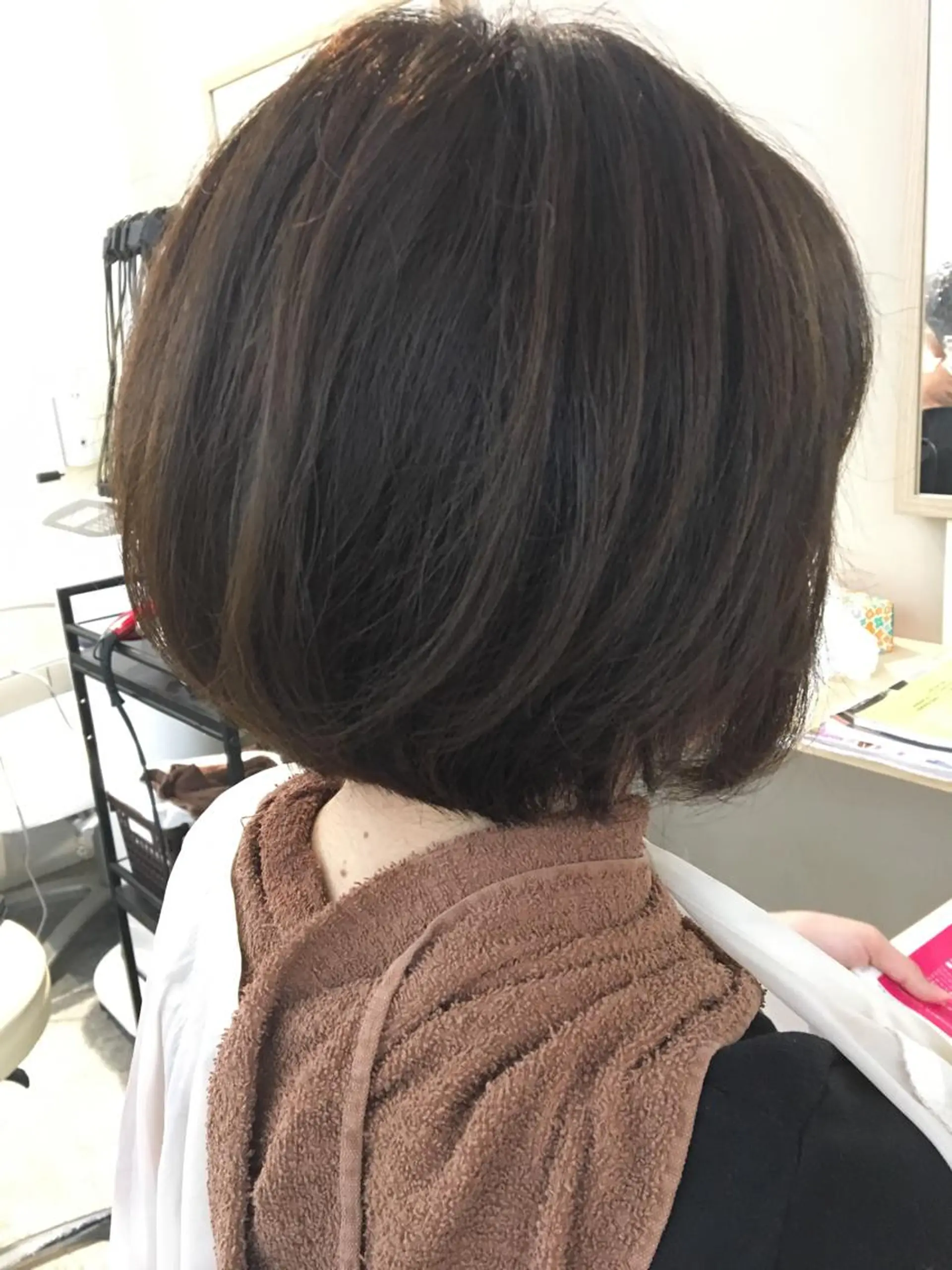 ショート カラー ボブ aroot 町田駅徒歩10秒のヘアスタイル
