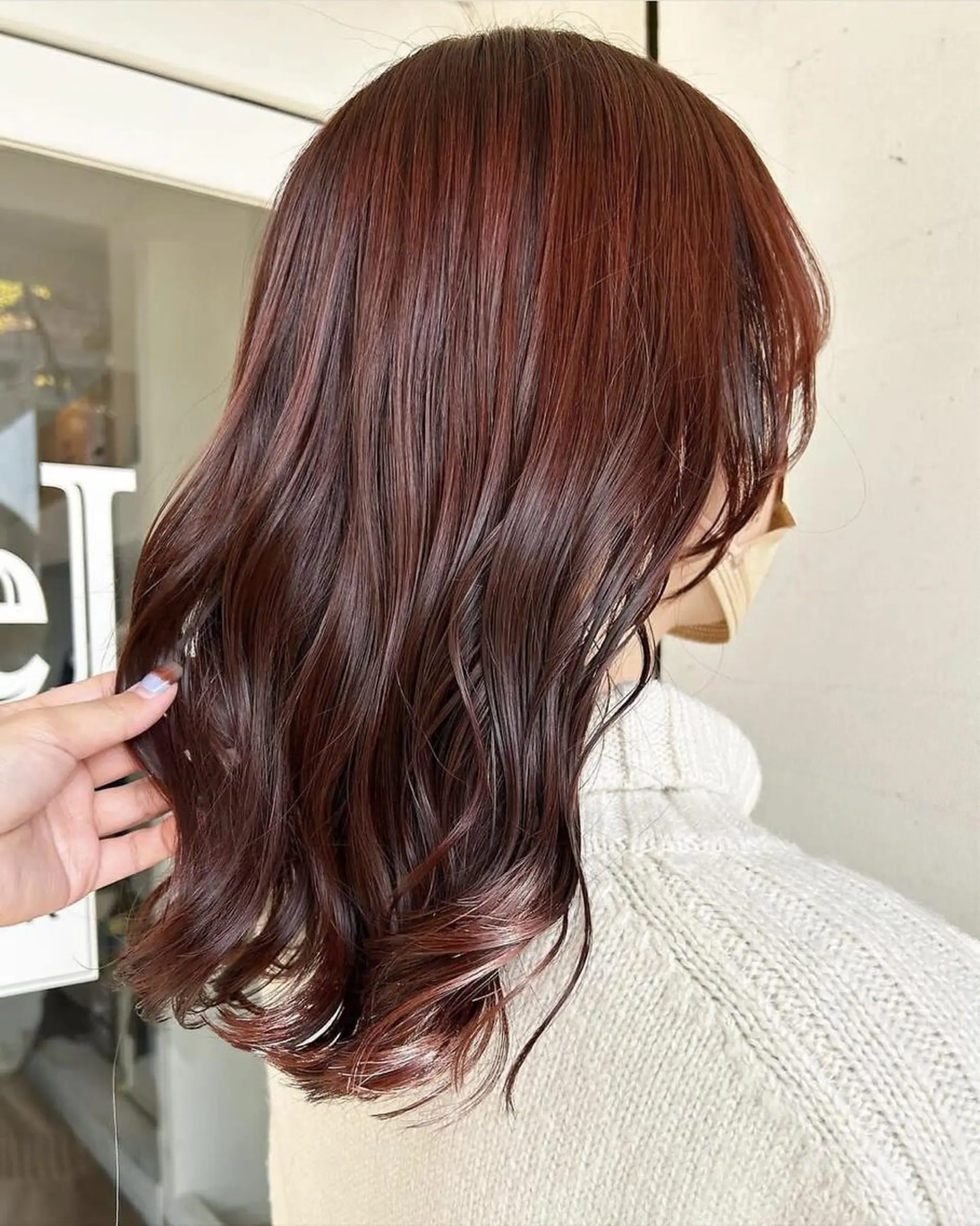 ロング ヘアカラー トリートメント Chihiro .のヘアスタイル
