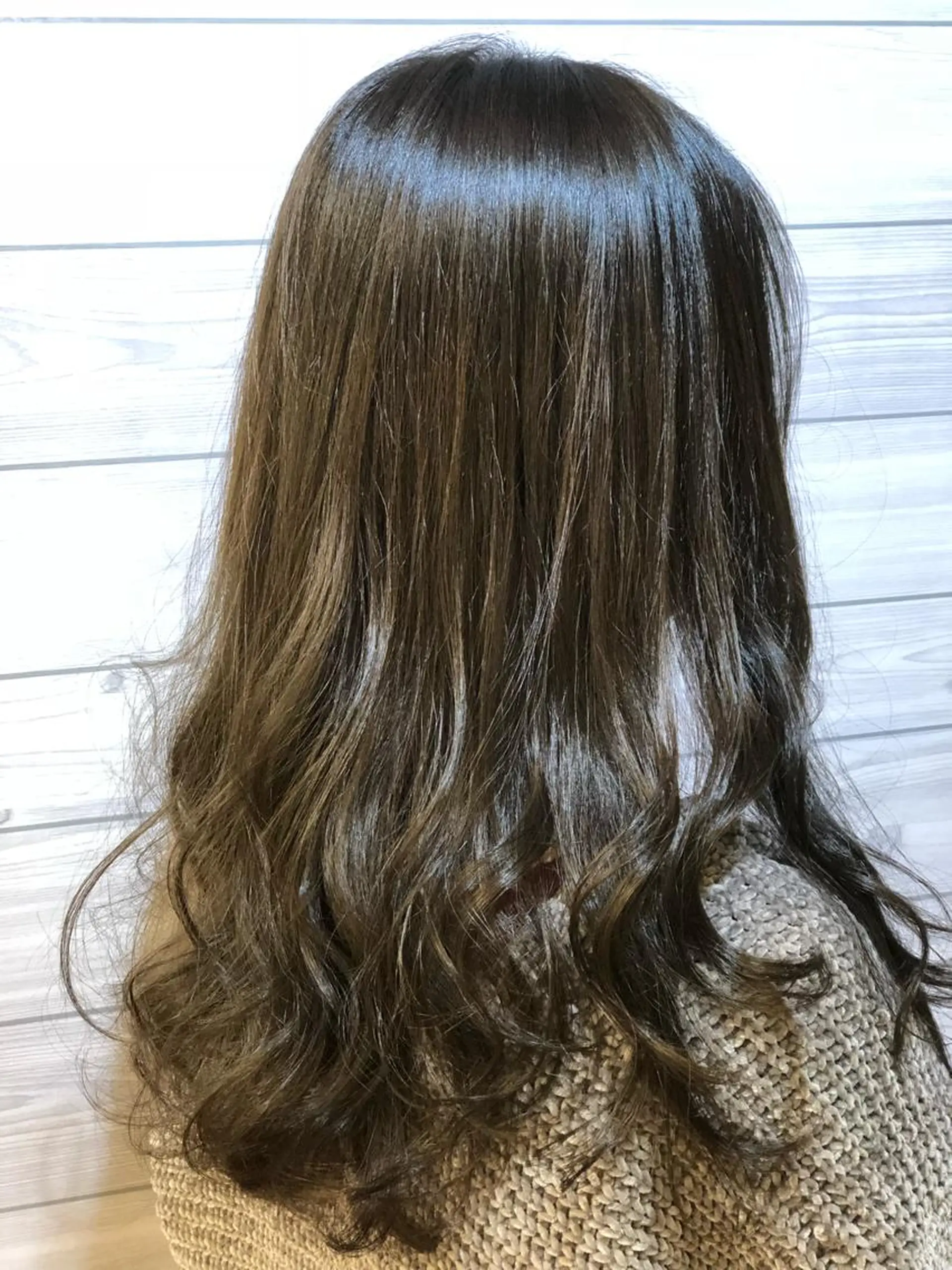 セミロング カラー 縮毛矯正・髪質改善 人気No1🩶北島のヘアスタイル