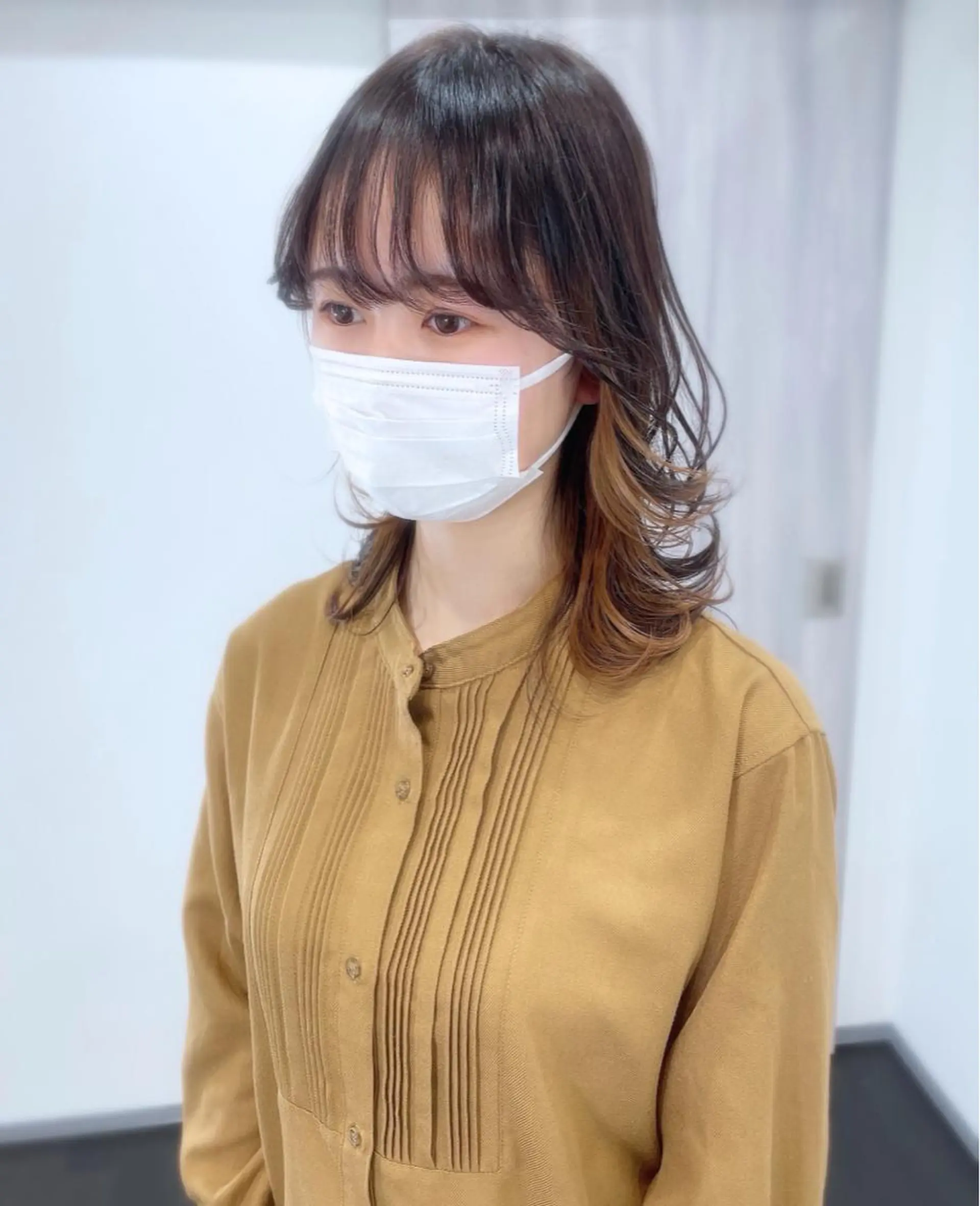 ミディアム カラー ブリーチ デザインカラー ダブルカラー グレージュ イルミナカラー カット ヘアカラー トリートメント 柿本拓【全席完全個室 ログネオン】のヘアスタイル