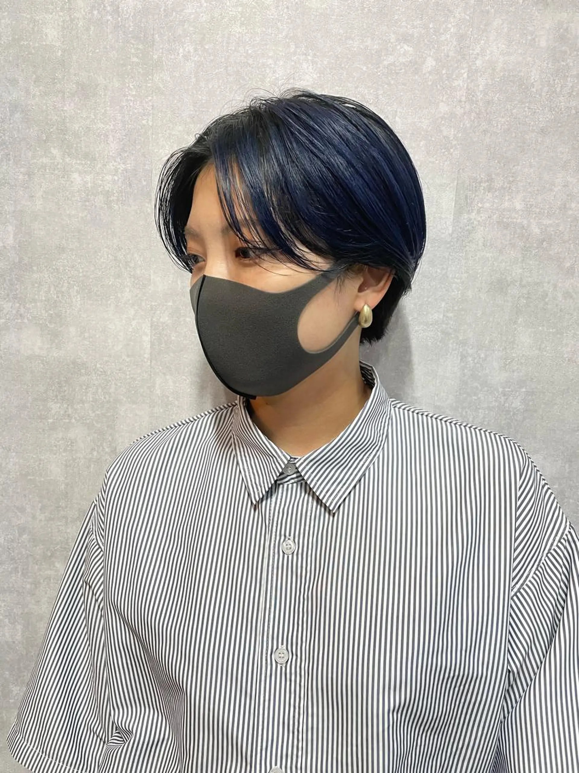 ショート 切りっぱなしボブ ショートボブ ハンサムショート 丸みショート アッシュ カット ヘアカラー トリートメント C’LD hair produce /シールドヘア所属・モテ髪/ボブ/ショー ト/アダチフウトのヘアスタイル