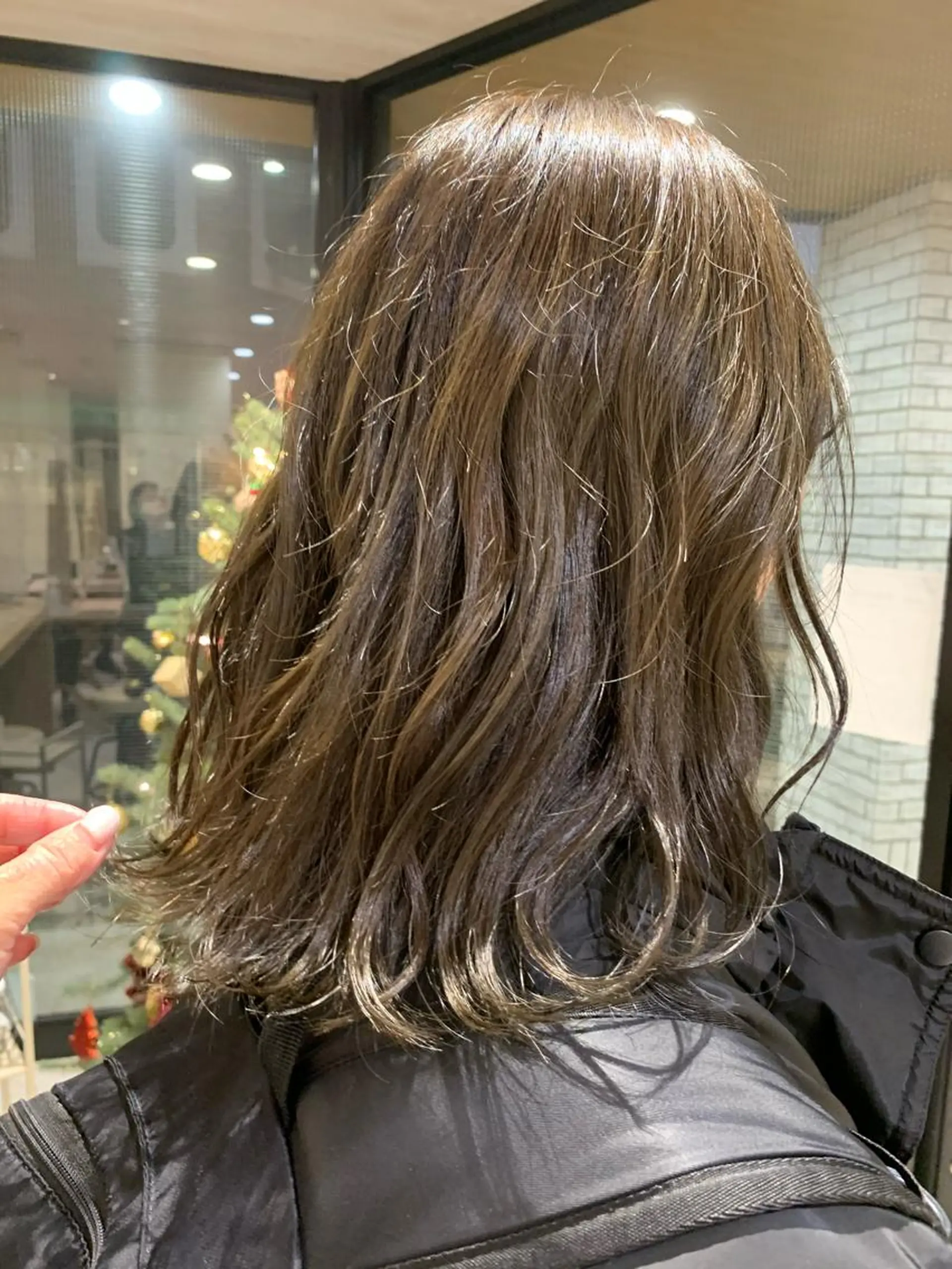 ミディアム haru/レイヤー/ ウルフのヘアスタイル