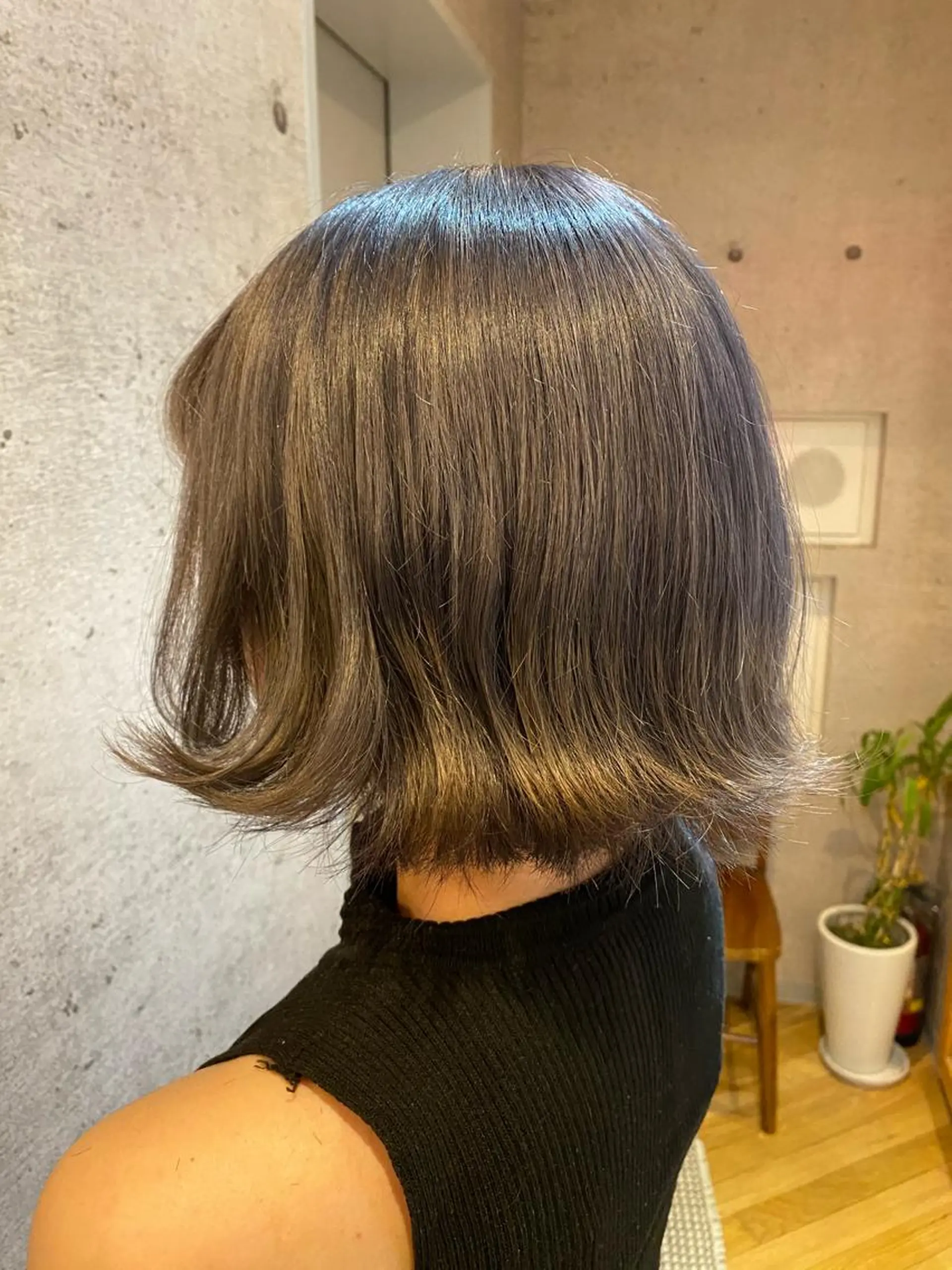 ショート カラー ブリーチ Ando Raycoのヘアスタイル