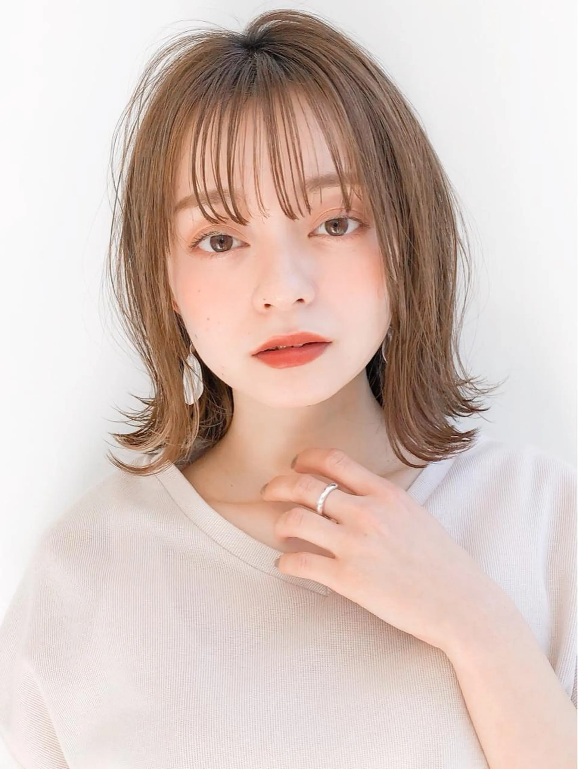 ミディアム カラー 切りっぱなしボブ ボブ 佐藤 侑哉のヘアスタイル