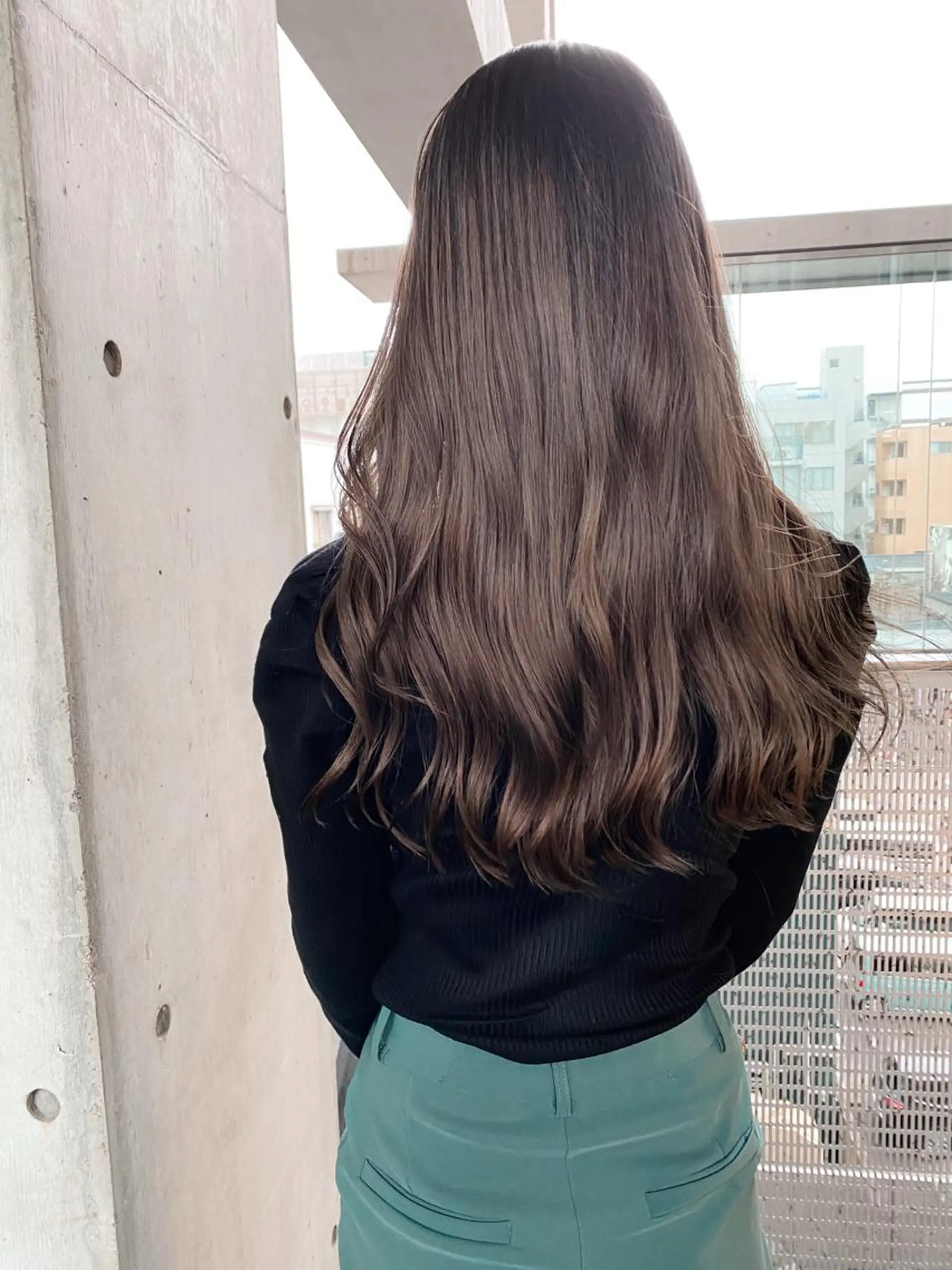 カラー Living所属・ヨシモトリョウ 髪質改善/美髪のヘアスタイル