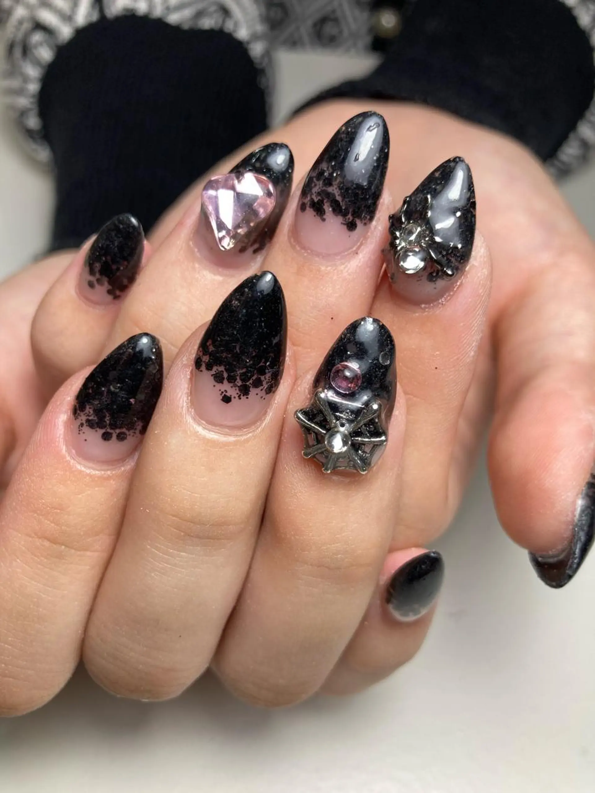 ネイル nailALBA 安蒜良彰のネイルデザイン