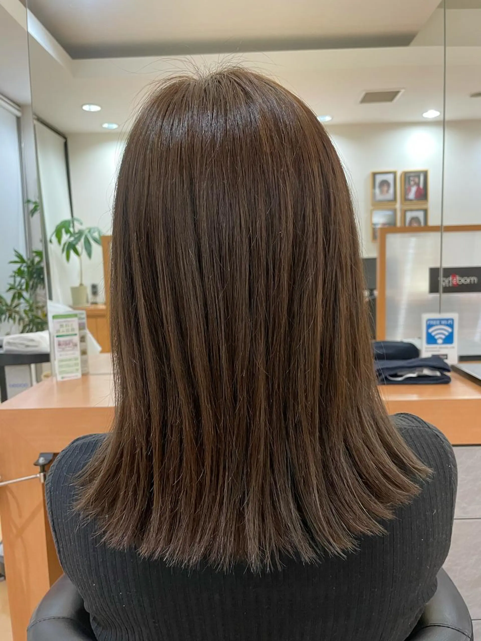 ミディアム カラー mod'shair船橋所属・ムロオカ ヨシキのヘアスタイル