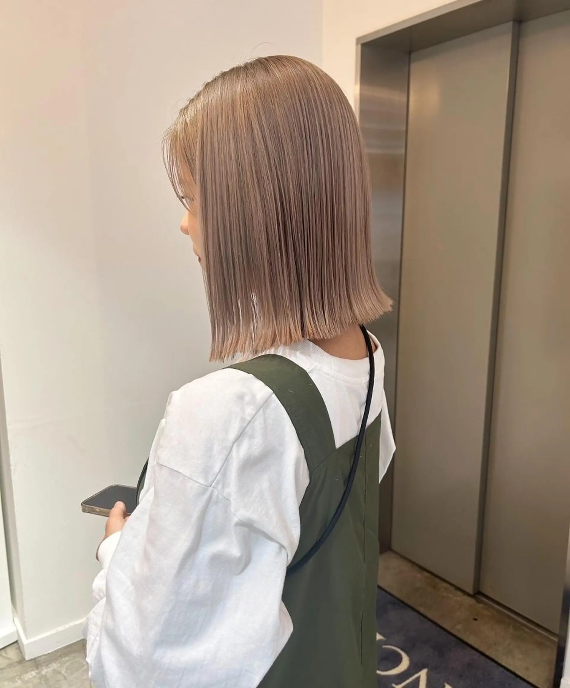ミディアム カット ヘアカラー トリートメント AVANCE.ens 広島袋町店ayuのヘアスタイル