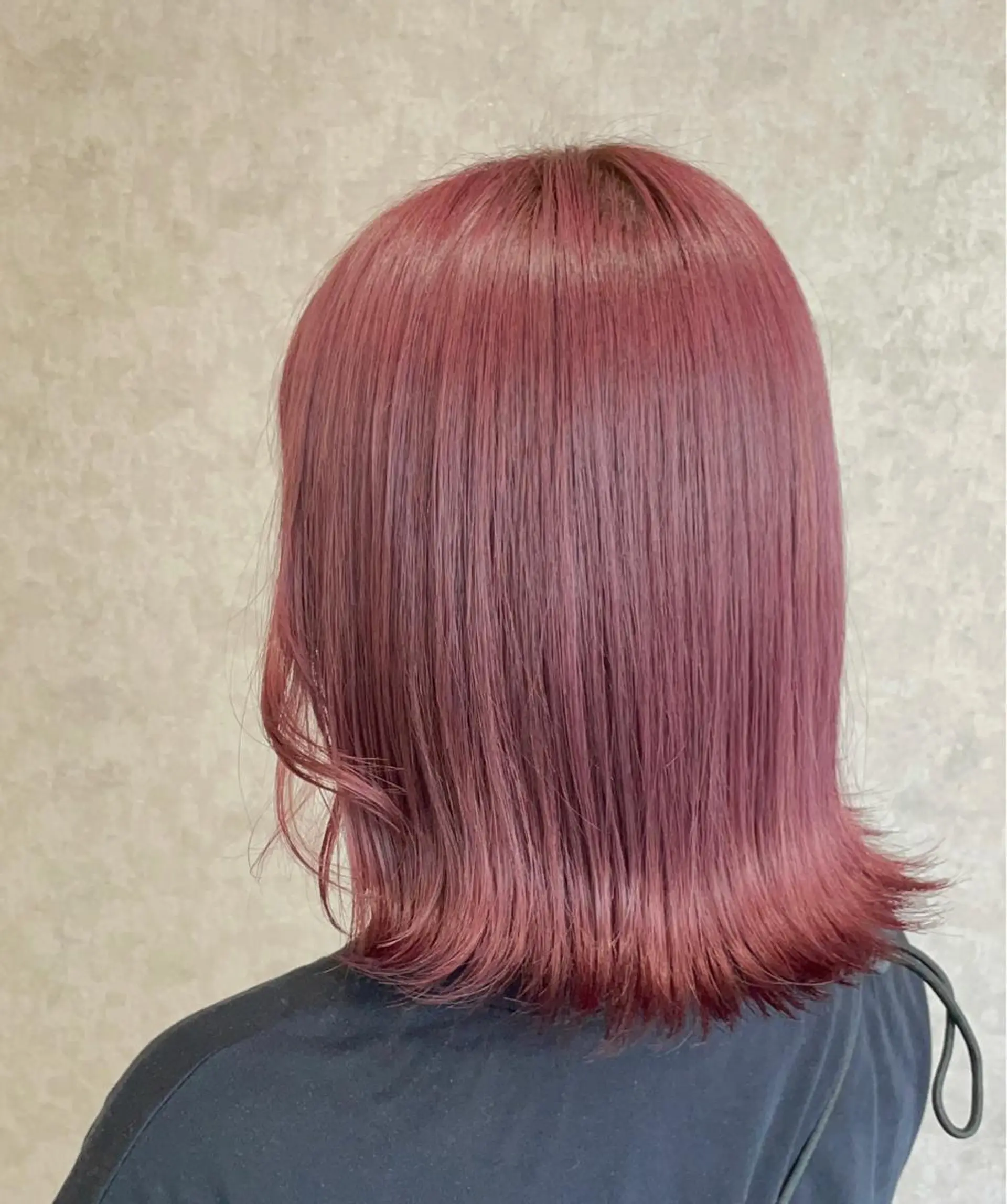 ミディアム カラー ピンクカラー Taku ／ケアハイトーンのヘアスタイル