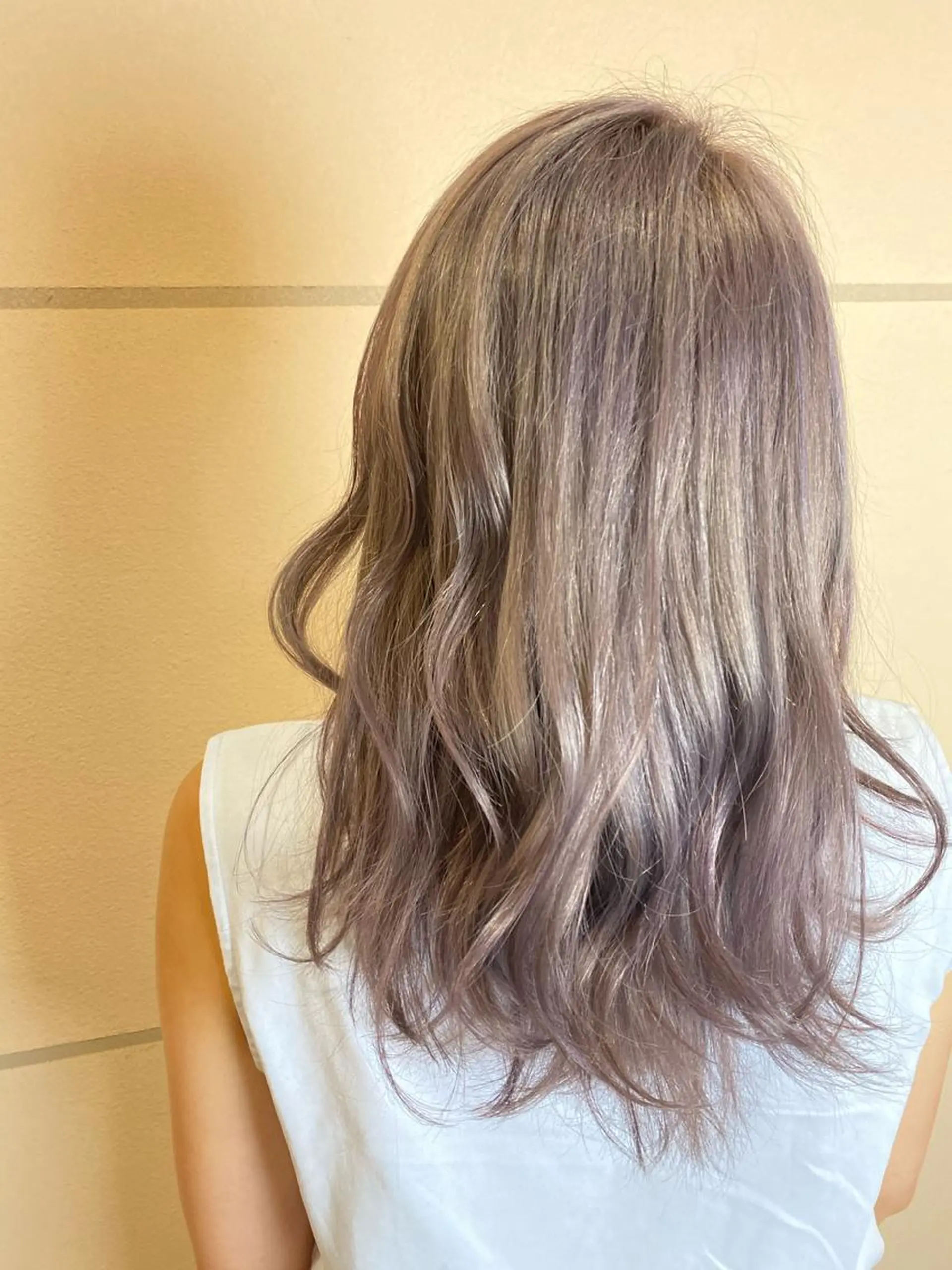 セミロング カラー TRUCK トラックのヘアスタイル