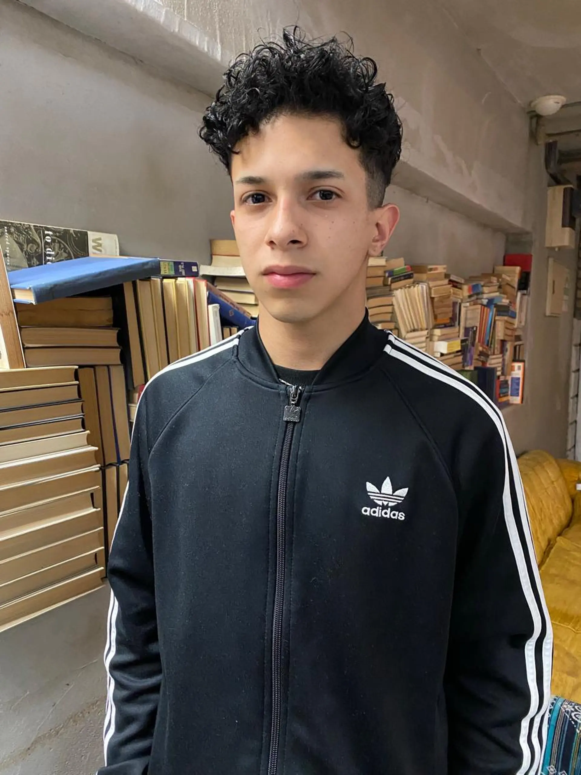 パーマ メンズ パーマ、髪質改善 カズマのヘアスタイル