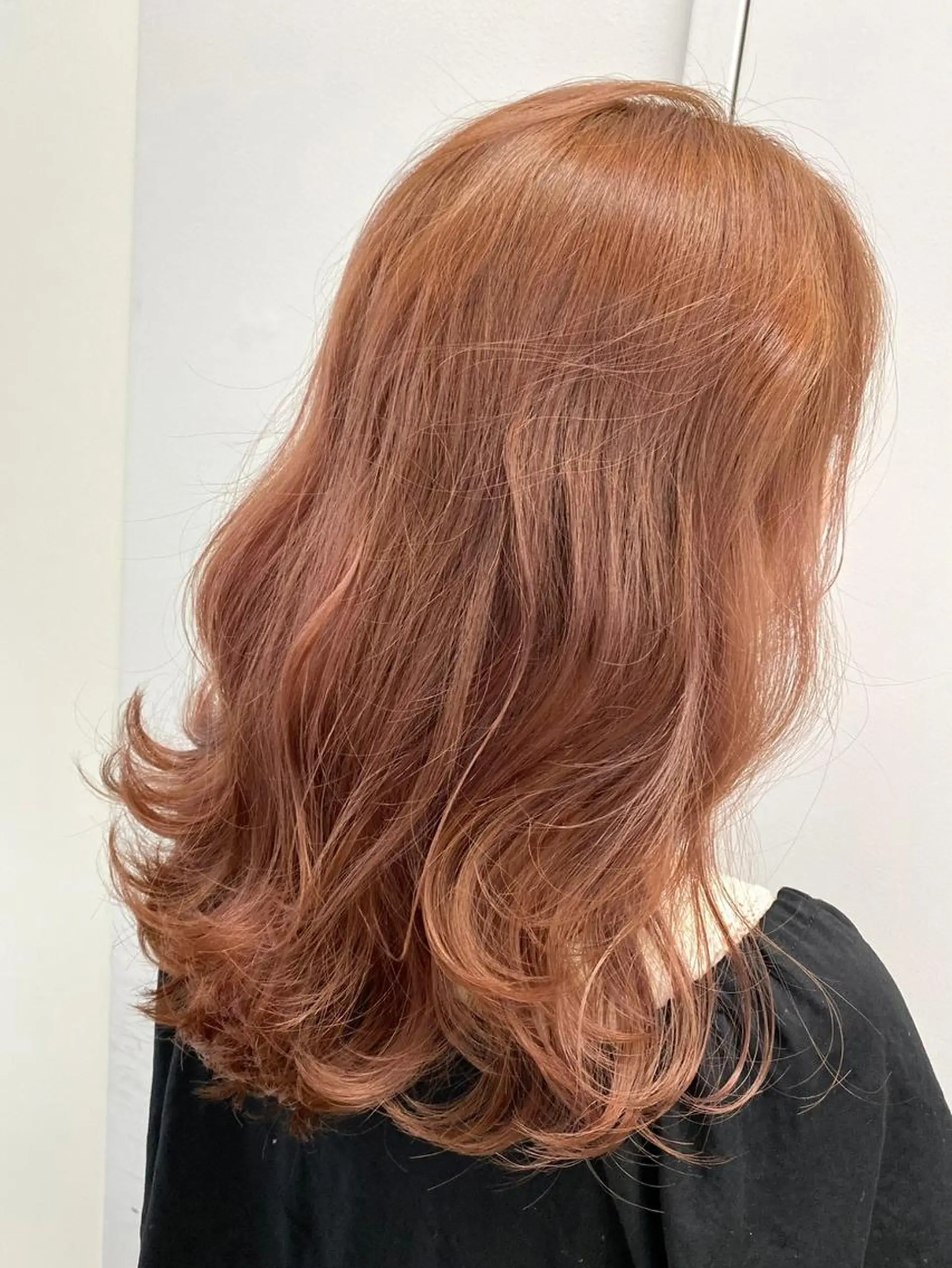 セミロング アッシュ 髪質改善 韓国風ヘア 公式 Ease by amble luxeのヘアスタイル