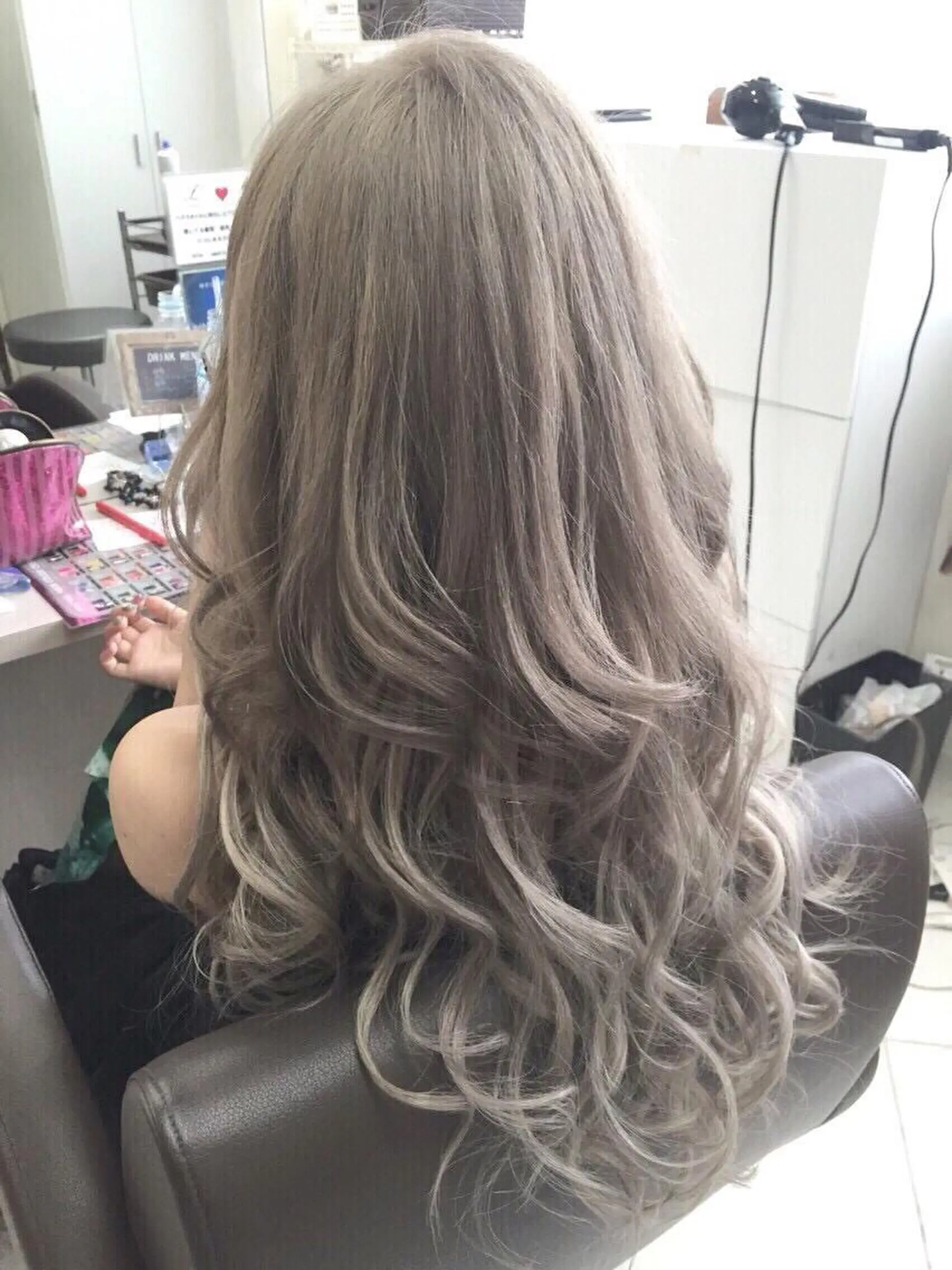 ロング カラー ヘアアレンジ グレージュ ロング KEISUKE/カラ ー🐶シールエクステのヘアスタイル