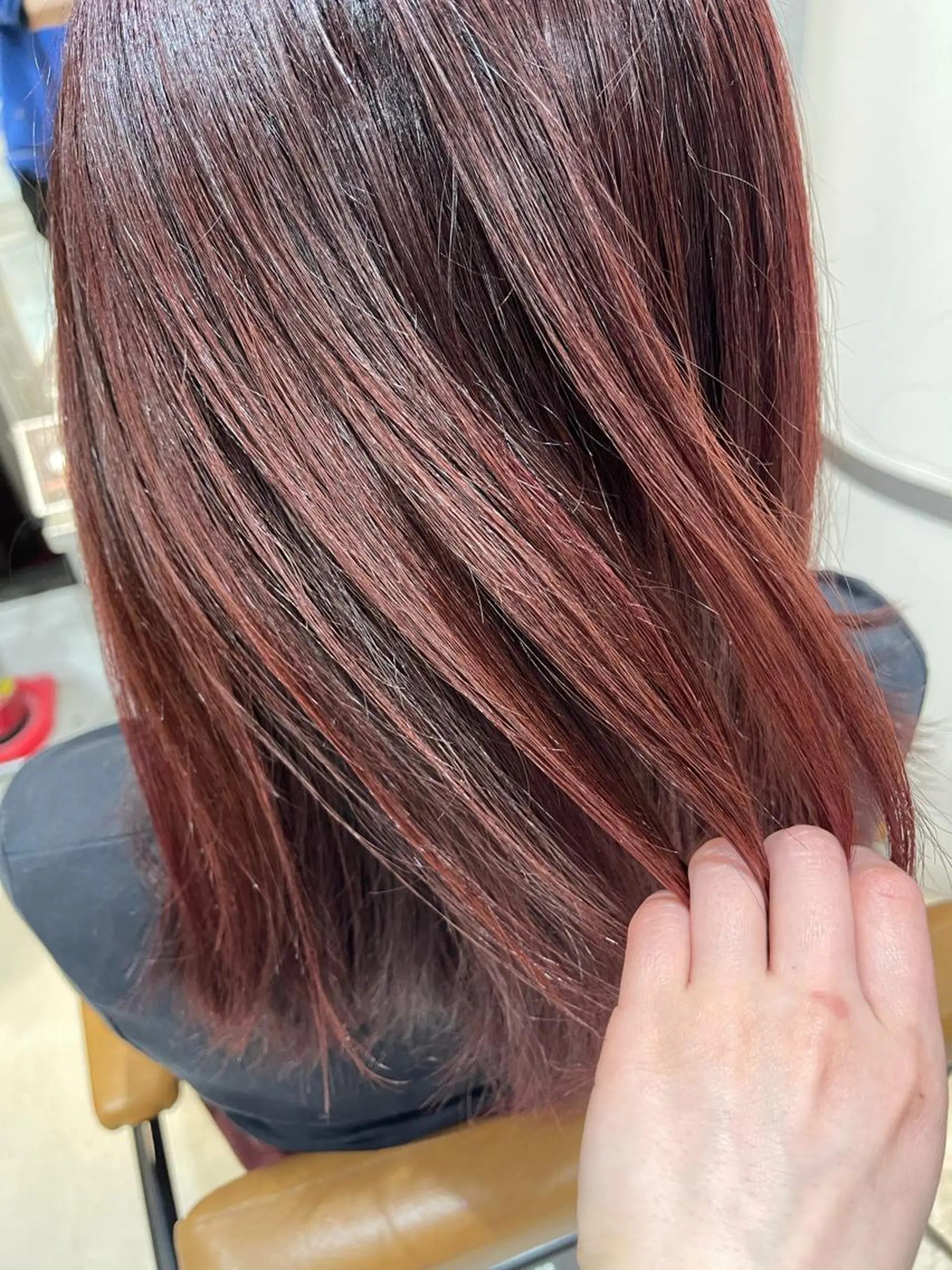 セミロング カラー lunty miichiのヘアスタイル