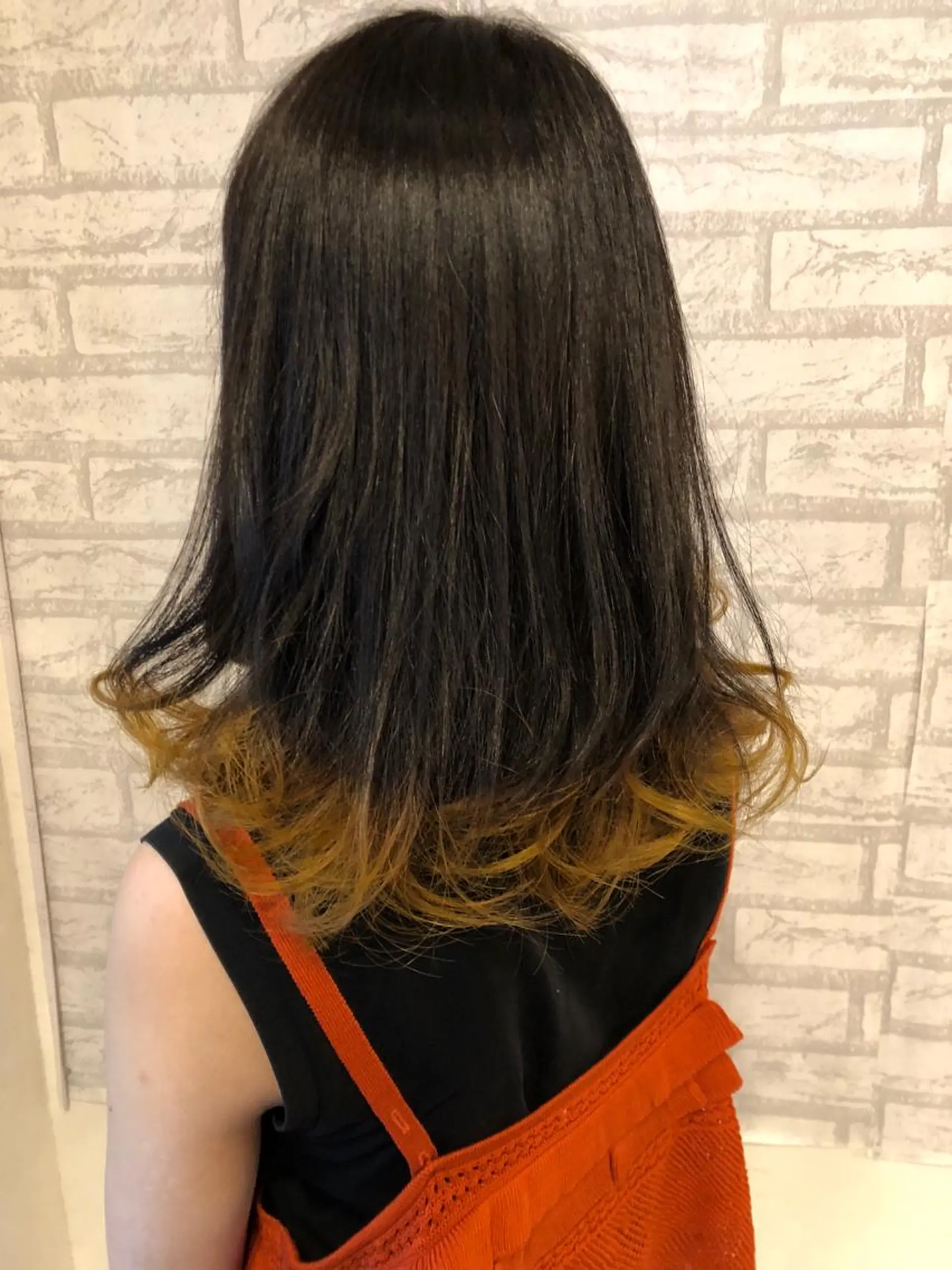 ミディアム カラー ブリーチ イエローカラー トリートメント ヘアカラー JIL BLAN 京都のヘアスタイル