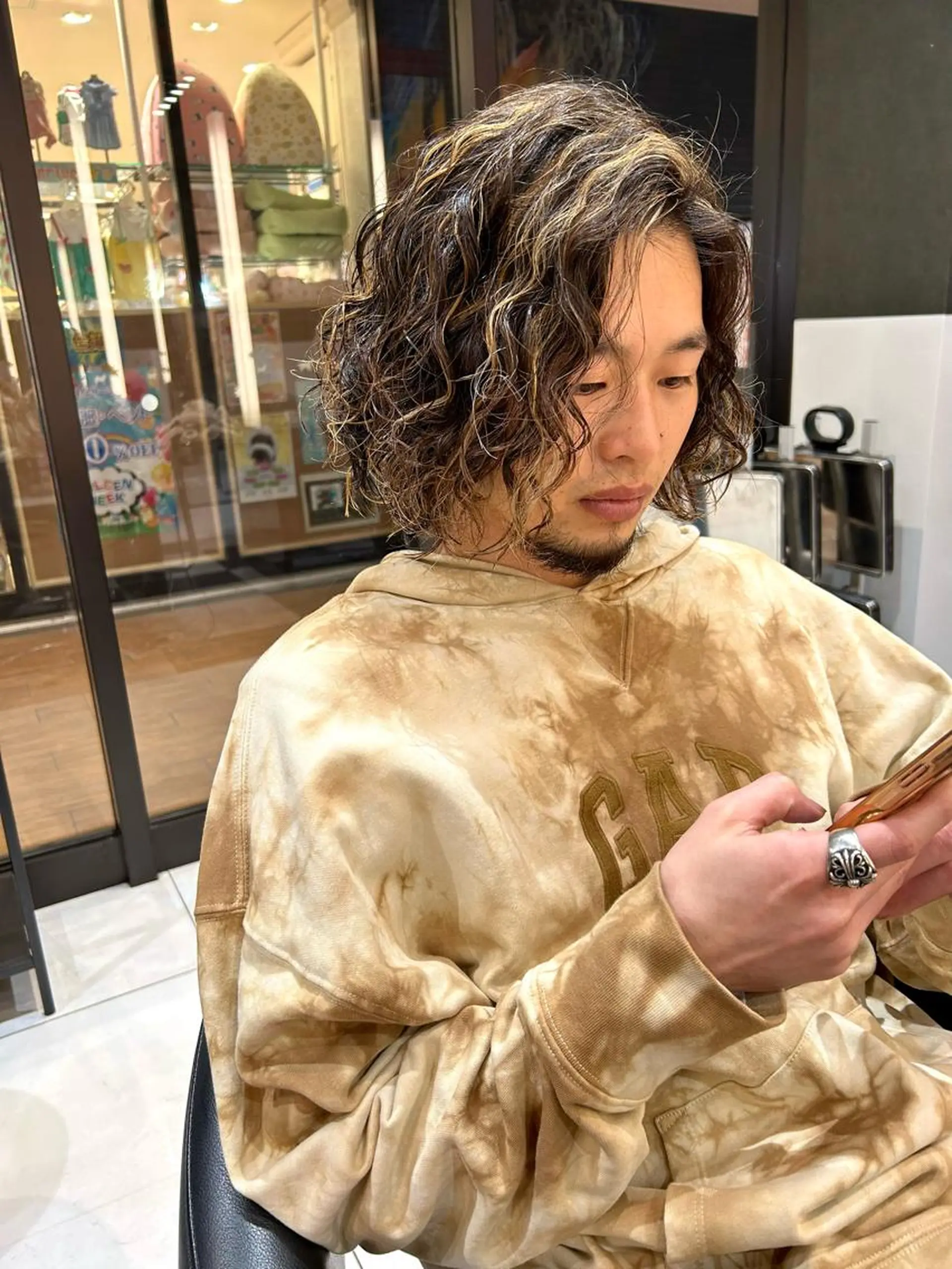ロング カラー パーマ メンズ カット パーマ メンズ特化❤️‍🔥 パーマ職人江口佳乃のヘアスタイル