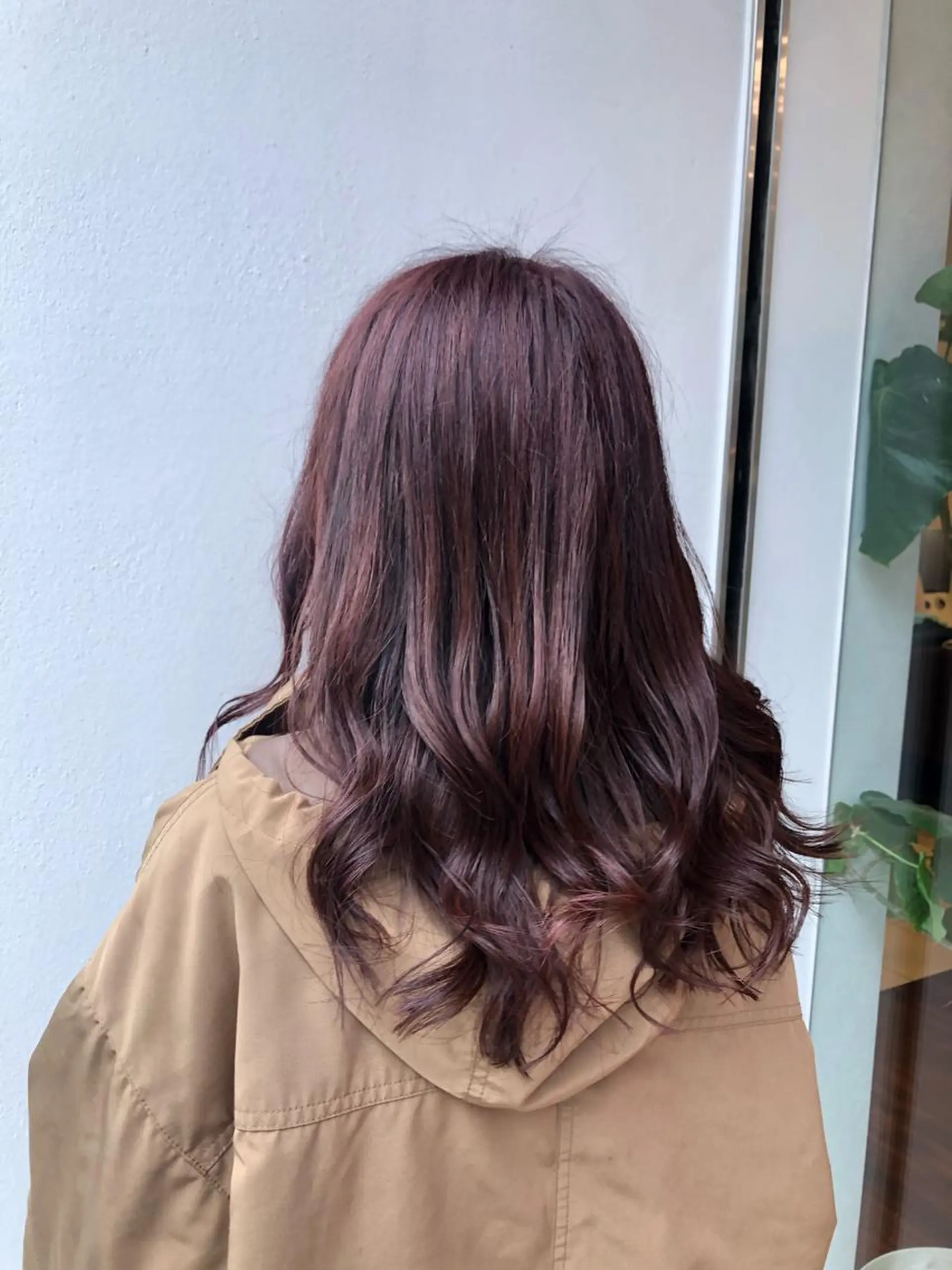 セミロング カラー イルミナカラー ピンクカラー 大阪長居🌱野見山 卓也のヘアスタイル