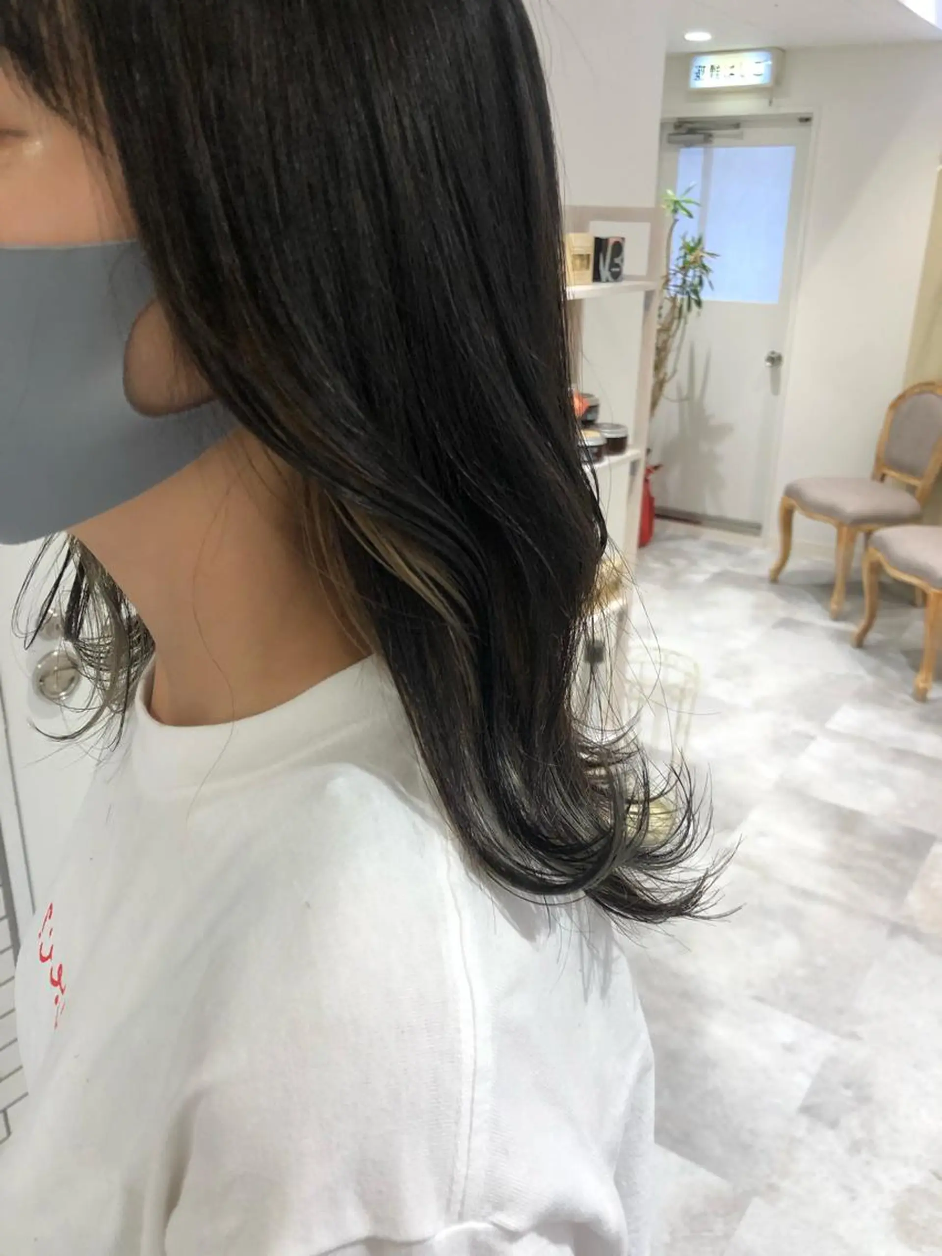 ミディアム カット ヘアカラー 顔タイプヘアデザイン マイスター®︎のヘアスタイル