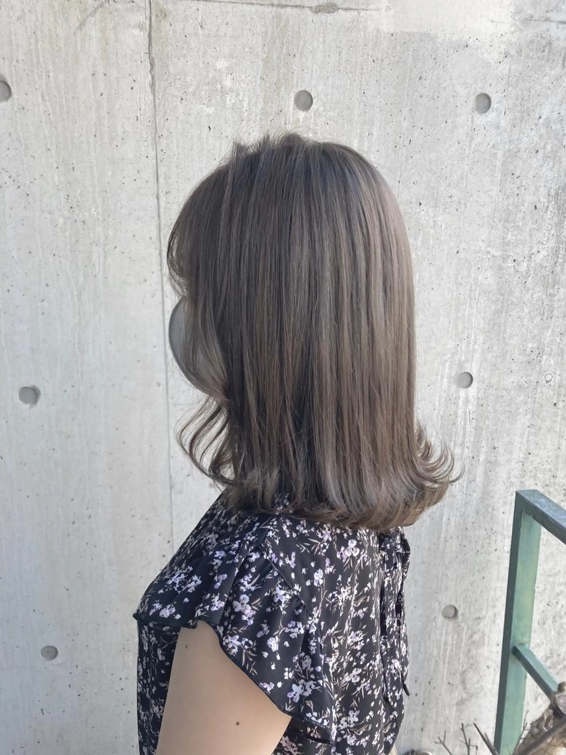 ミディアム ヘアカラー トリートメント 梅山 美侑のヘアスタイル