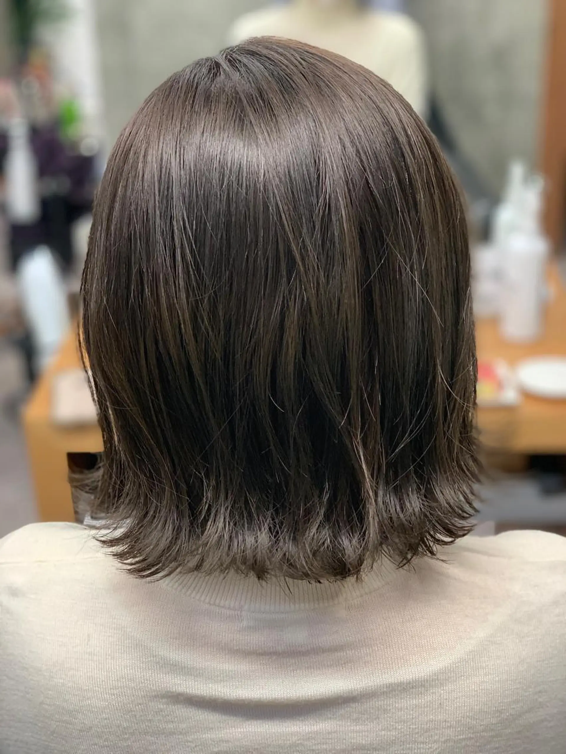 ミディアム カラー カット ヘアカラー tokute 高円寺店のヘアスタイル